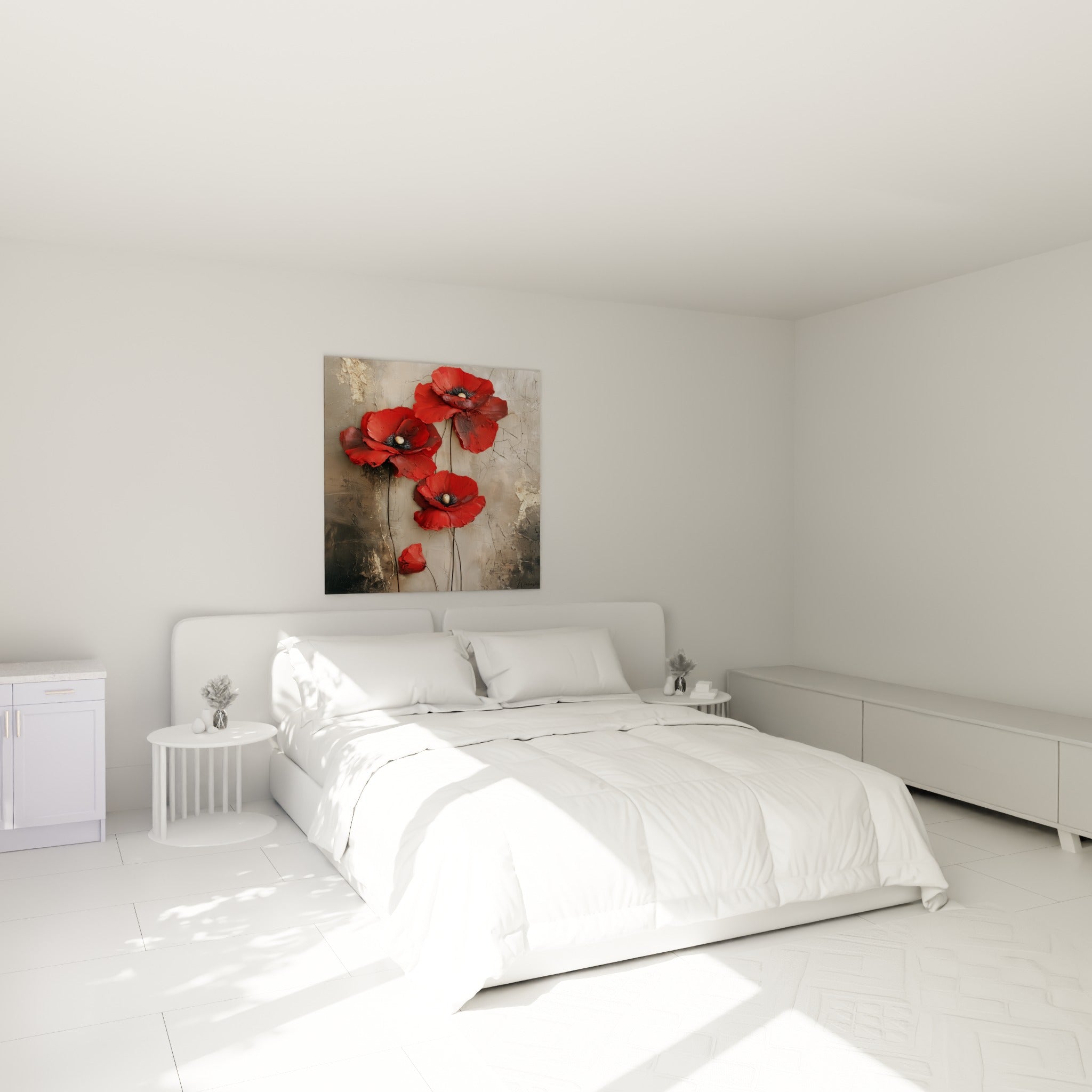 Pétales rouges du coquelicot en relief épais, accrochés au-dessus d'un lit dans une chambre claire