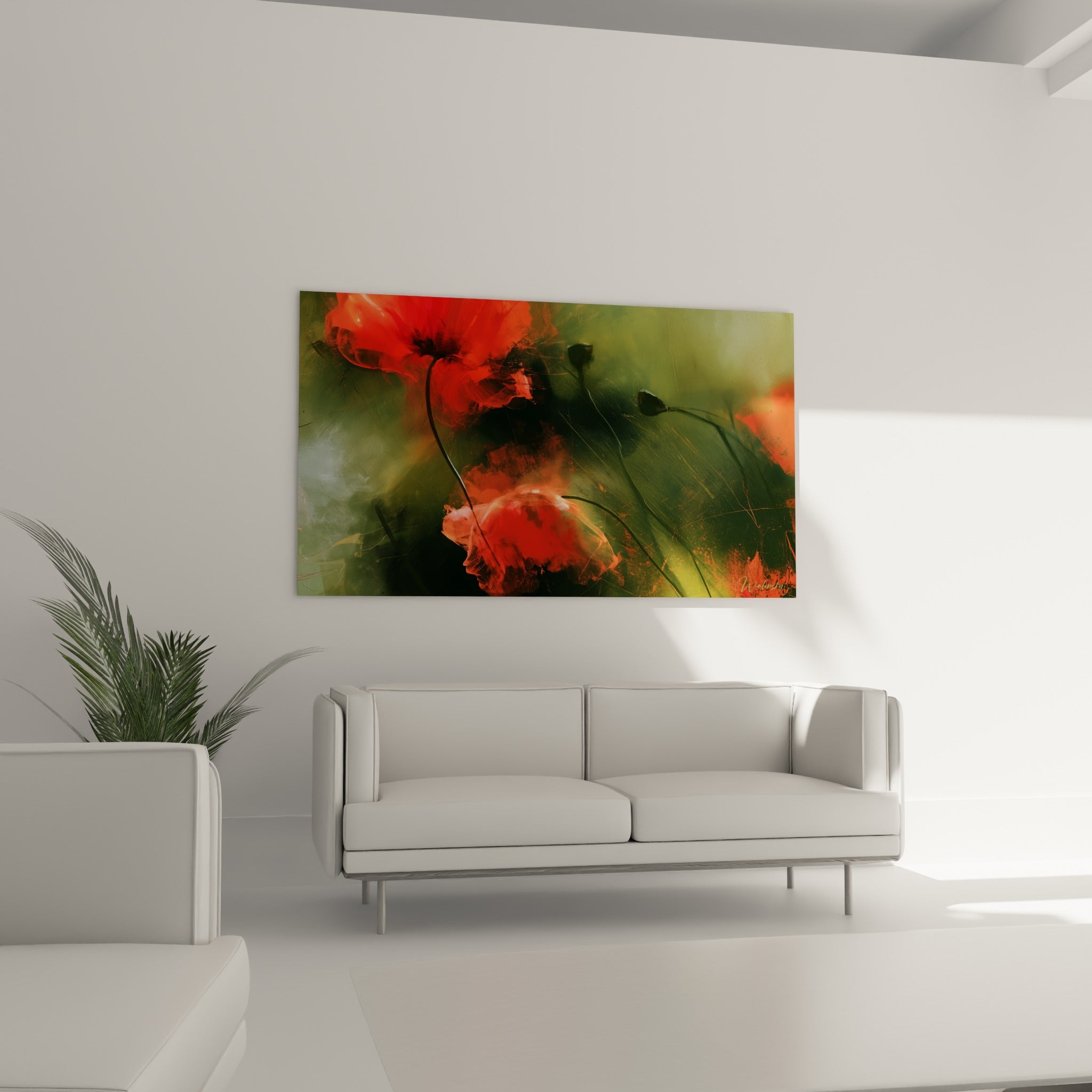 Fleurs rouges intenses sur fond vert profond d'un coquelicot au-dessus d'un canapé dans un salon lumineux