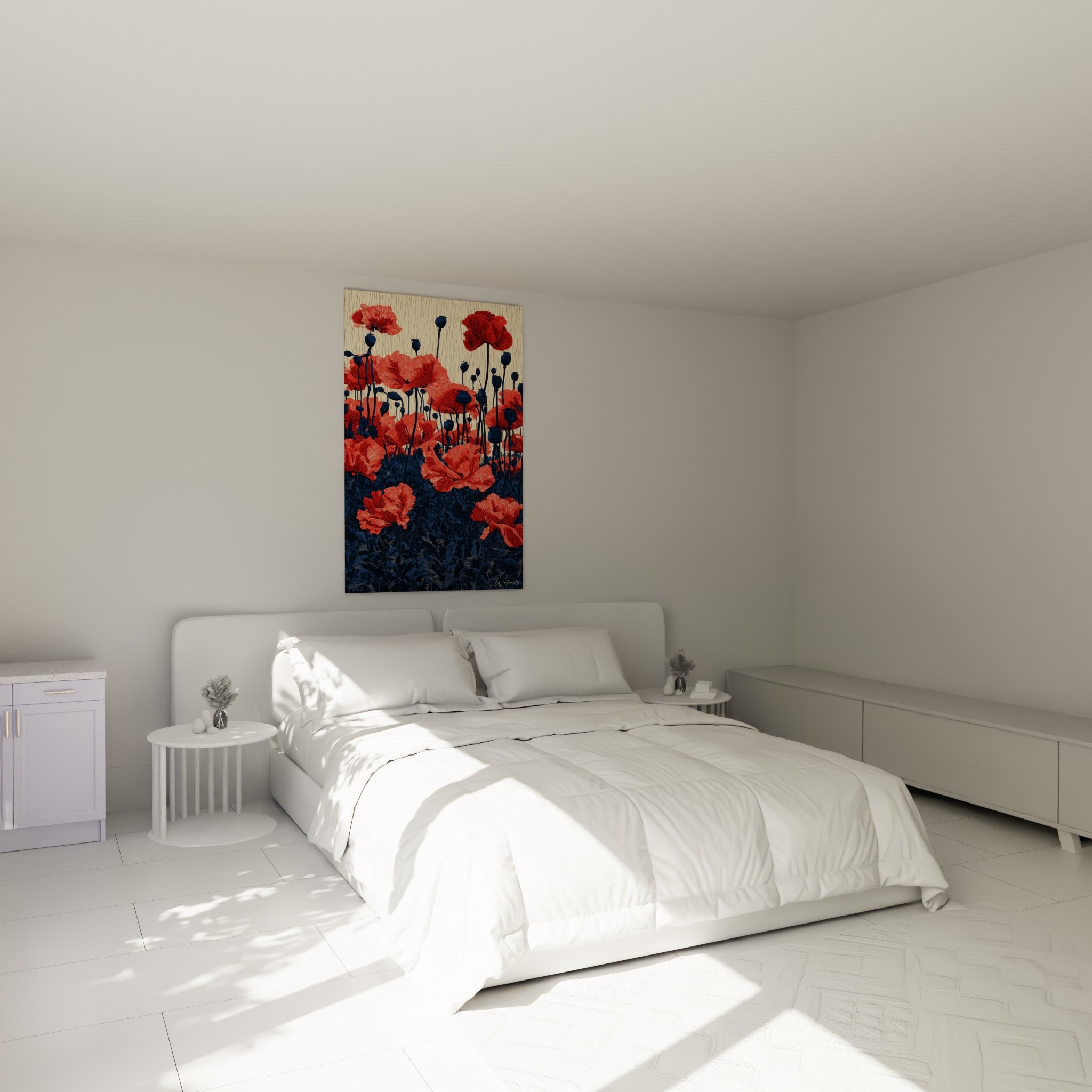 Champ de coquelicots rouges et bleu marine accroché au-dessus d'un lit dans une chambre claire