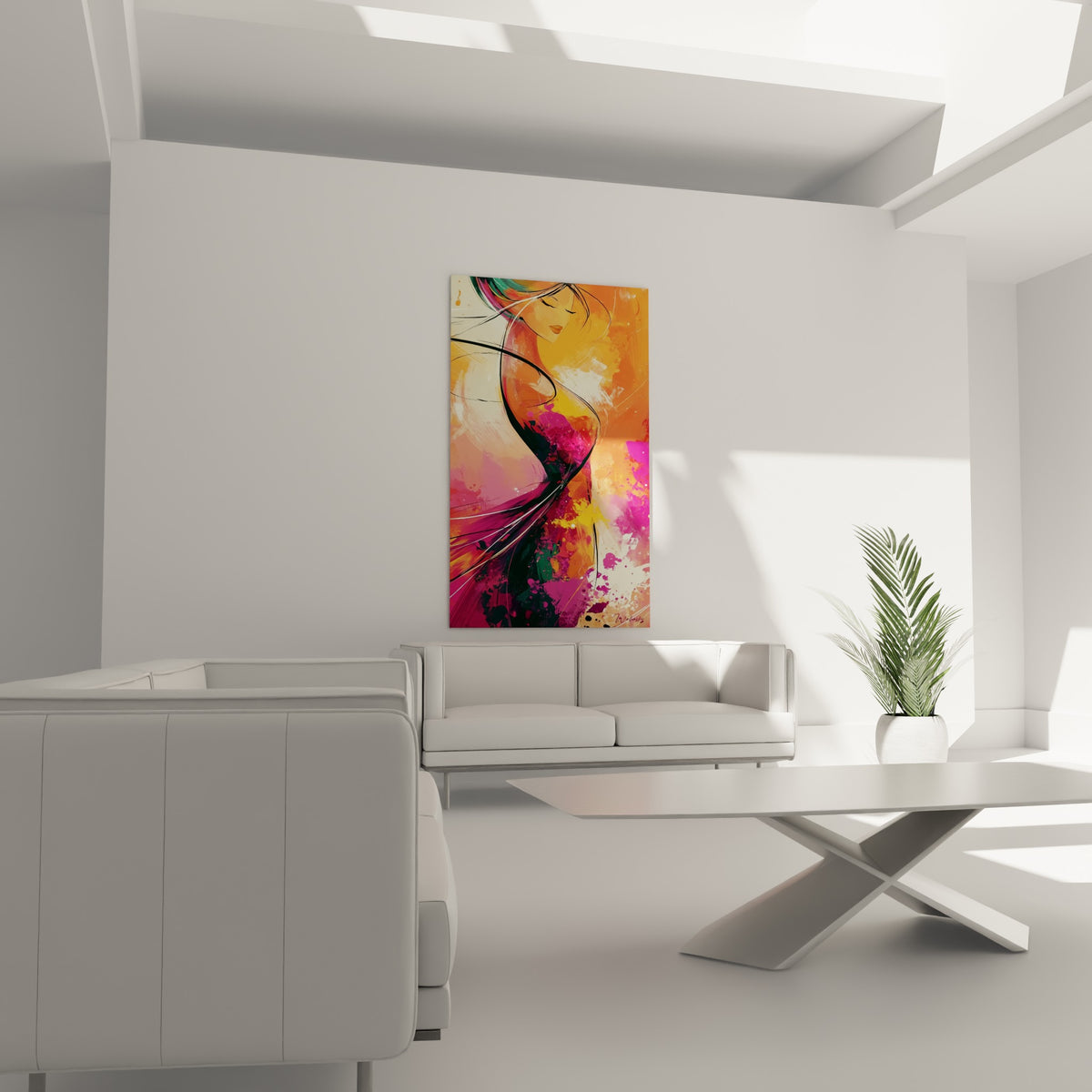 Portrait Corps abstrait magenta et vert émeraude, disposé au-dessus d'un canapé dans un salon lumineux