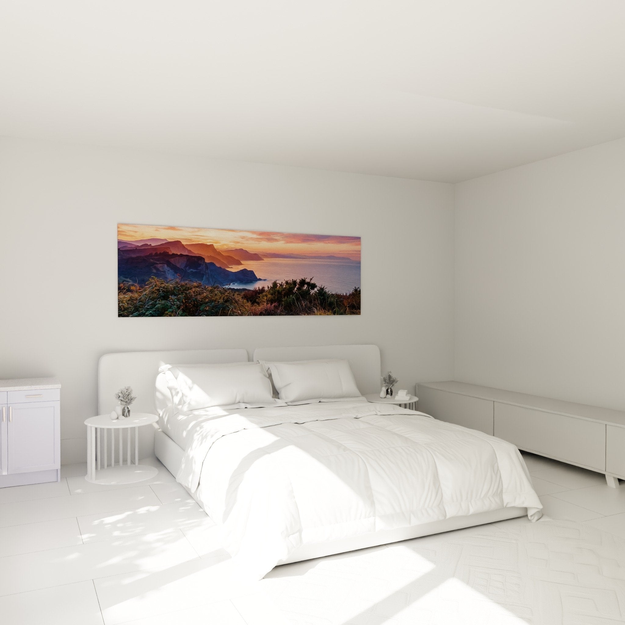 Tableau côte rocheuse tons dorés installé au-dessus lit chambre ambiance chaleureuse Pays Basque