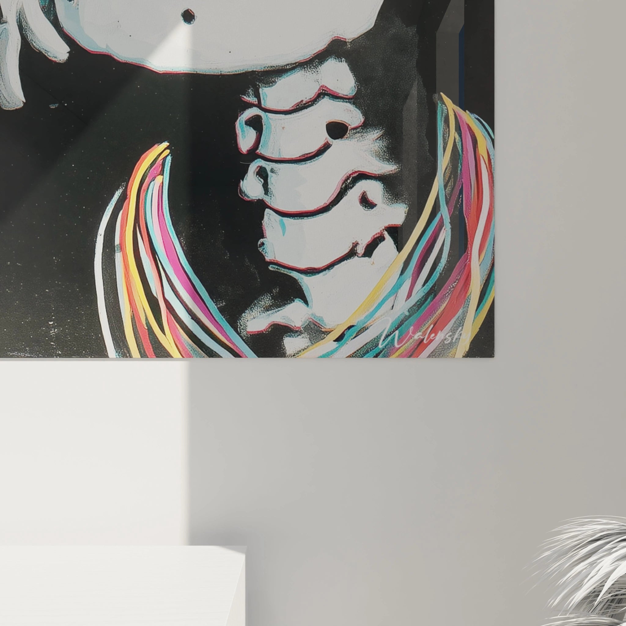 Walensky tableau crâne vanité moderne mural noir montrant un crâne et vertèbres stylisées avec touches de couleurs vives