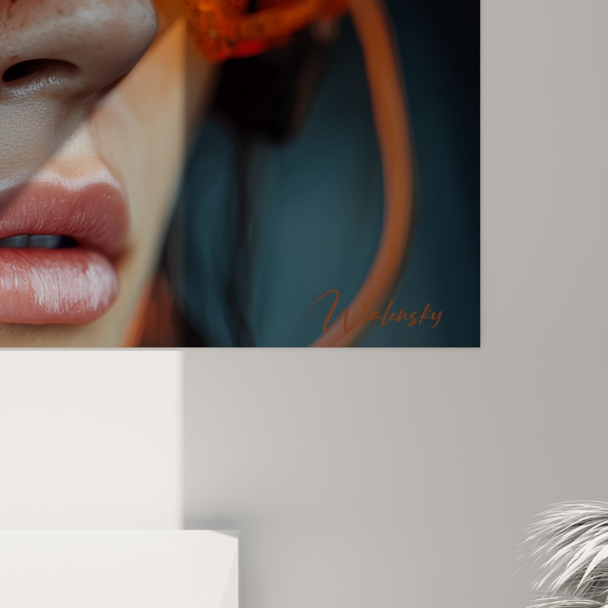 Détail de la visière ambrée Cyberpunk montrant le grain de l'impression et les câbles orange cuivré