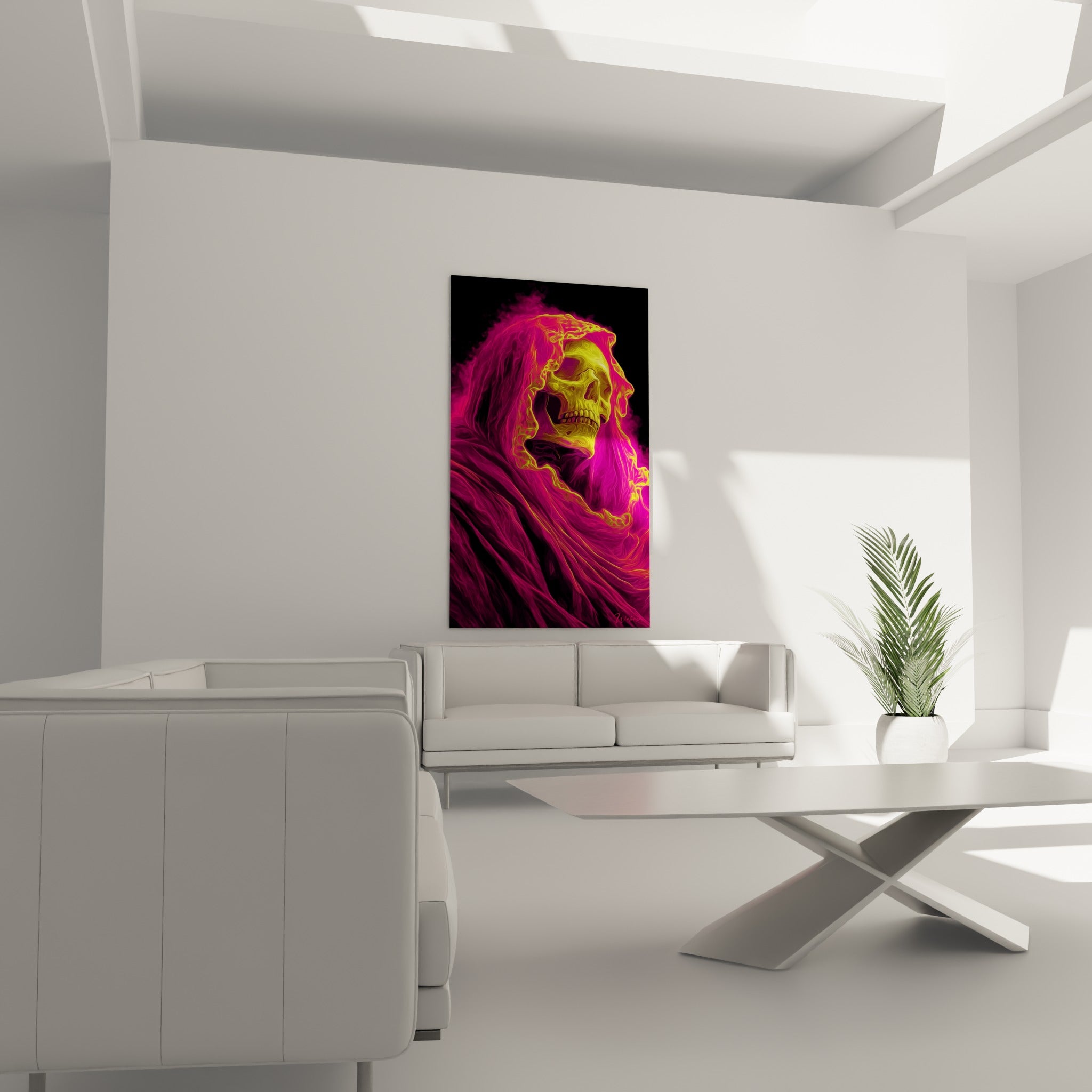 Silhouette encapuchonnée aux tons magenta et jaune fluo au-dessus d'un canapé dans un salon lumineux