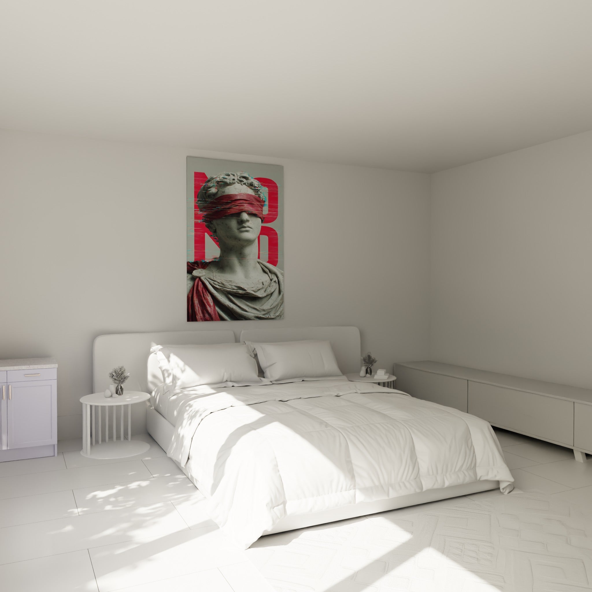 Statue antique gris perle au bandeau rouge vif accrochée au-dessus d'un lit dans une chambre claire