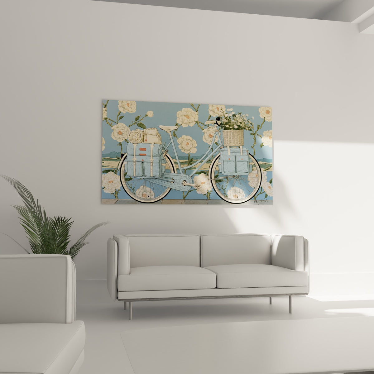 Panier en osier fleuri et cadre bleu pastel du vélo au-dessus d'un canapé dans un salon lumineux