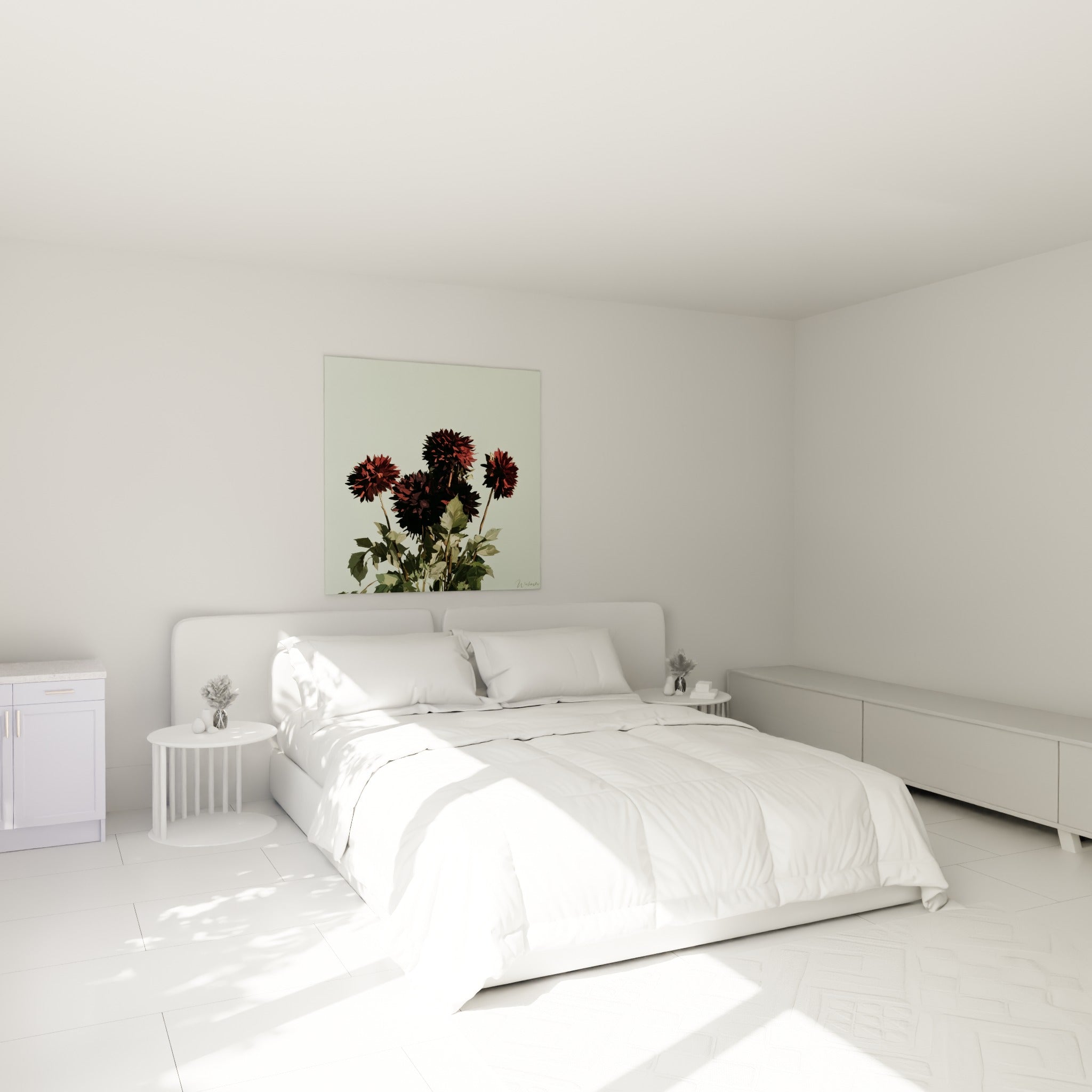 Dahlias bordeaux et feuillage vert sauge accrochés au-dessus d'un lit dans une chambre claire.