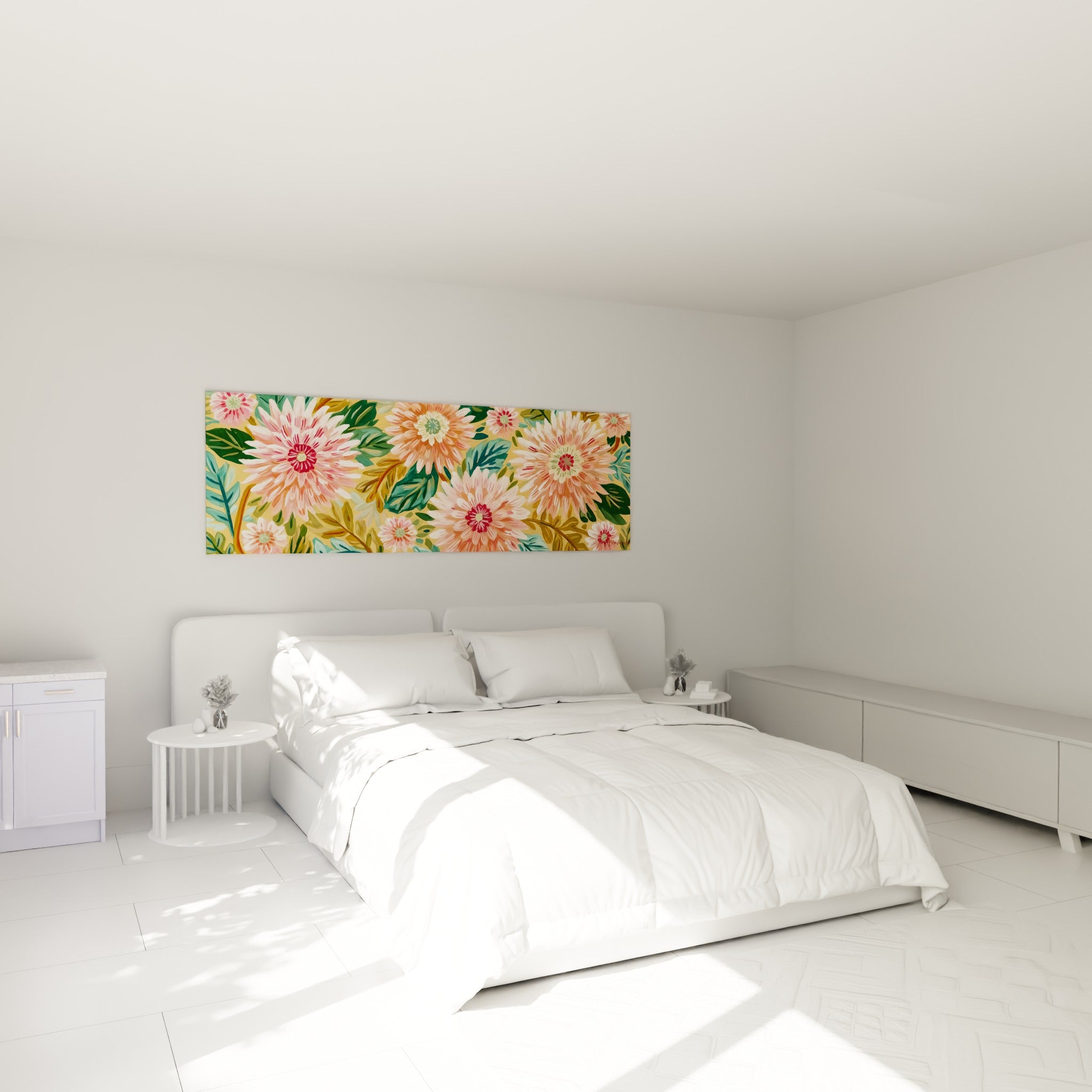 Bouquet de dahlias roses et corail peints au-dessus d'un lit dans une chambre claire