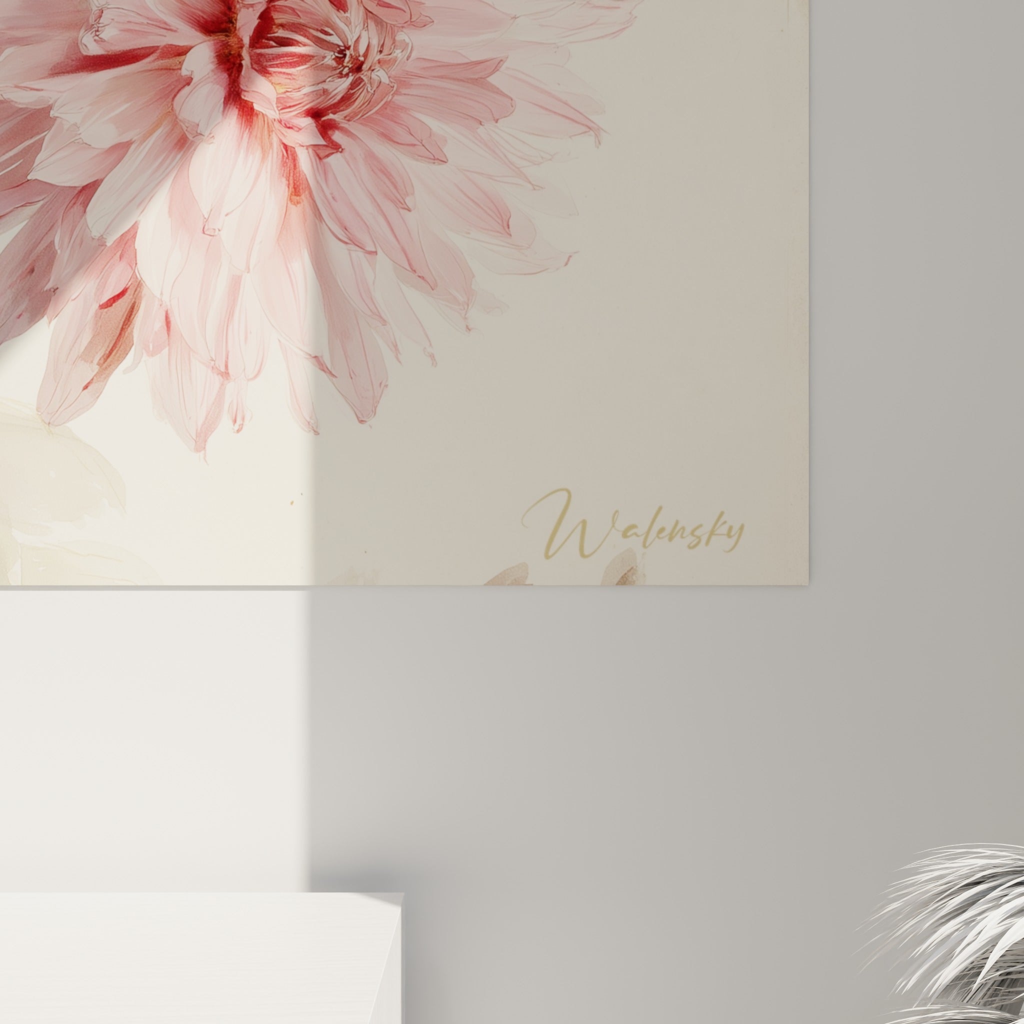Détail des pétales roses et bordeaux du dahlia révélant la texture fluide de l'aquarelle