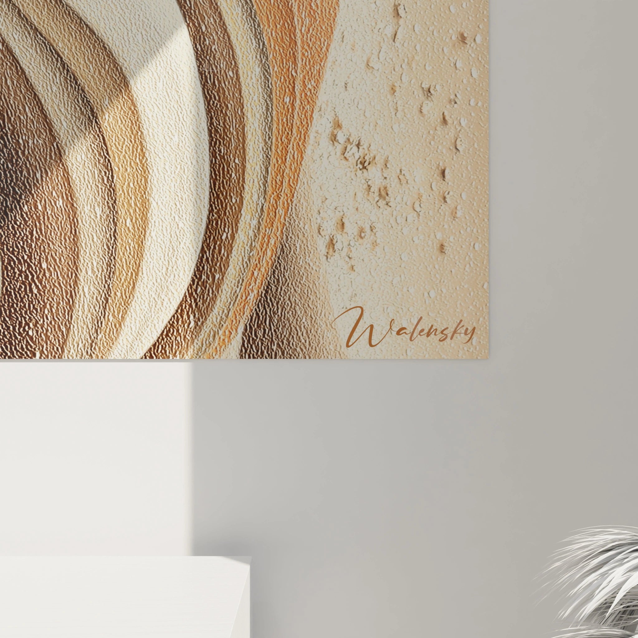 Tableau mural dame distinguée de Walensky avec des motifs abstraits en tons neutres