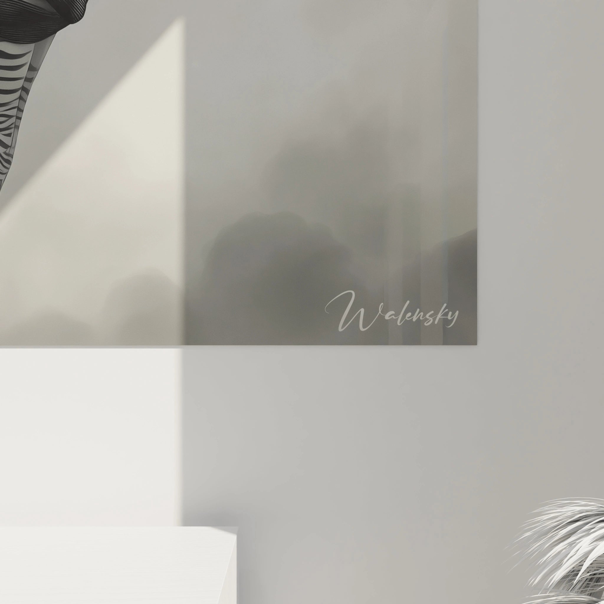 Un tableau surréalisme abstrait avec un zÚbre au pelage net en noir et blanc, accompagné de rubans noirs fluides. Le fond gris brumeux crée une scÚne épurée et minimaliste.