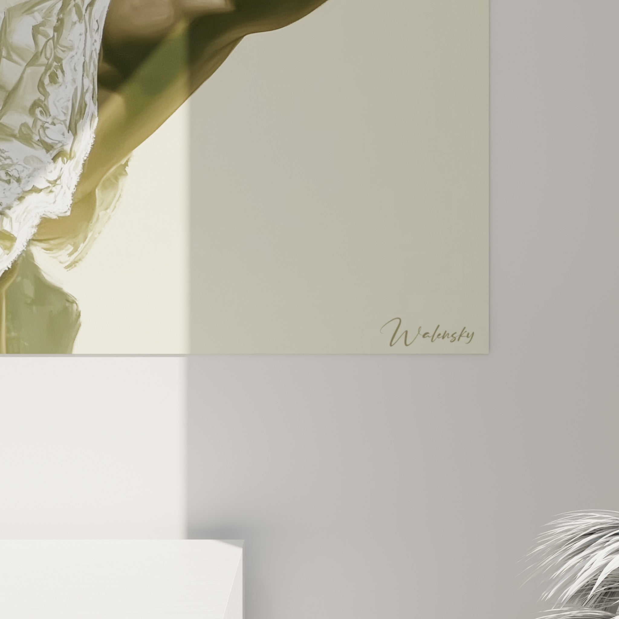 Détail des drapés du jupon ivoire et du satin rouge, textures fines et lumière rasante sur la toile
