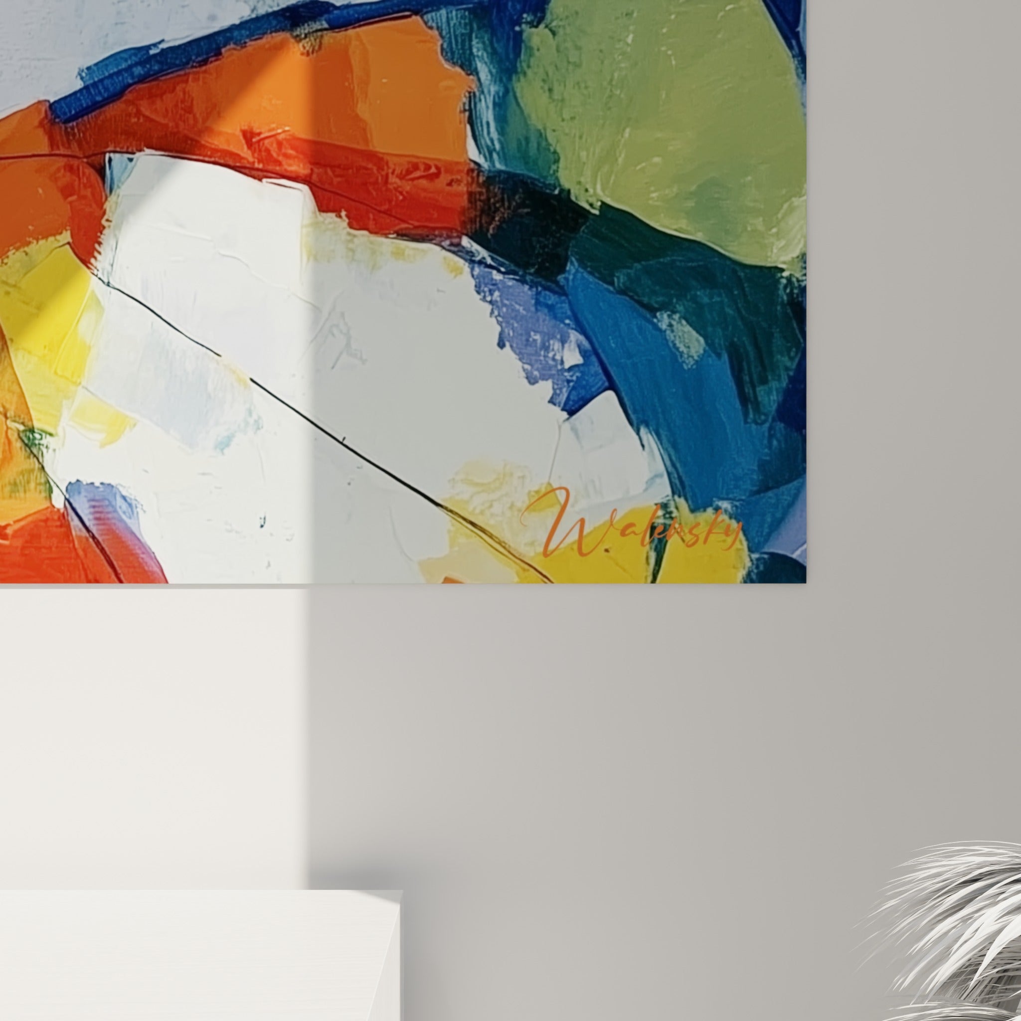 Empâtements orange et bleu marine visibles de près, matière épaisse et coulures sur la toile peinte