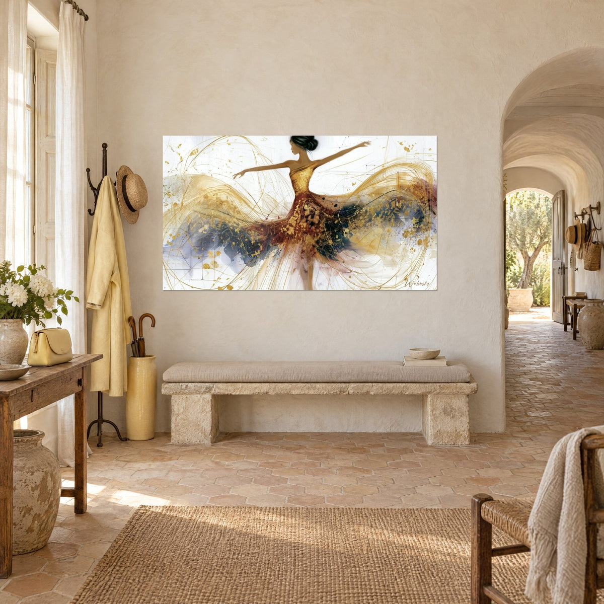Tableau danseuse au chignon brun sculpté, tutu ocre et marine plein de paillettes d'or, vue de trois-quarts dans un mas provençal