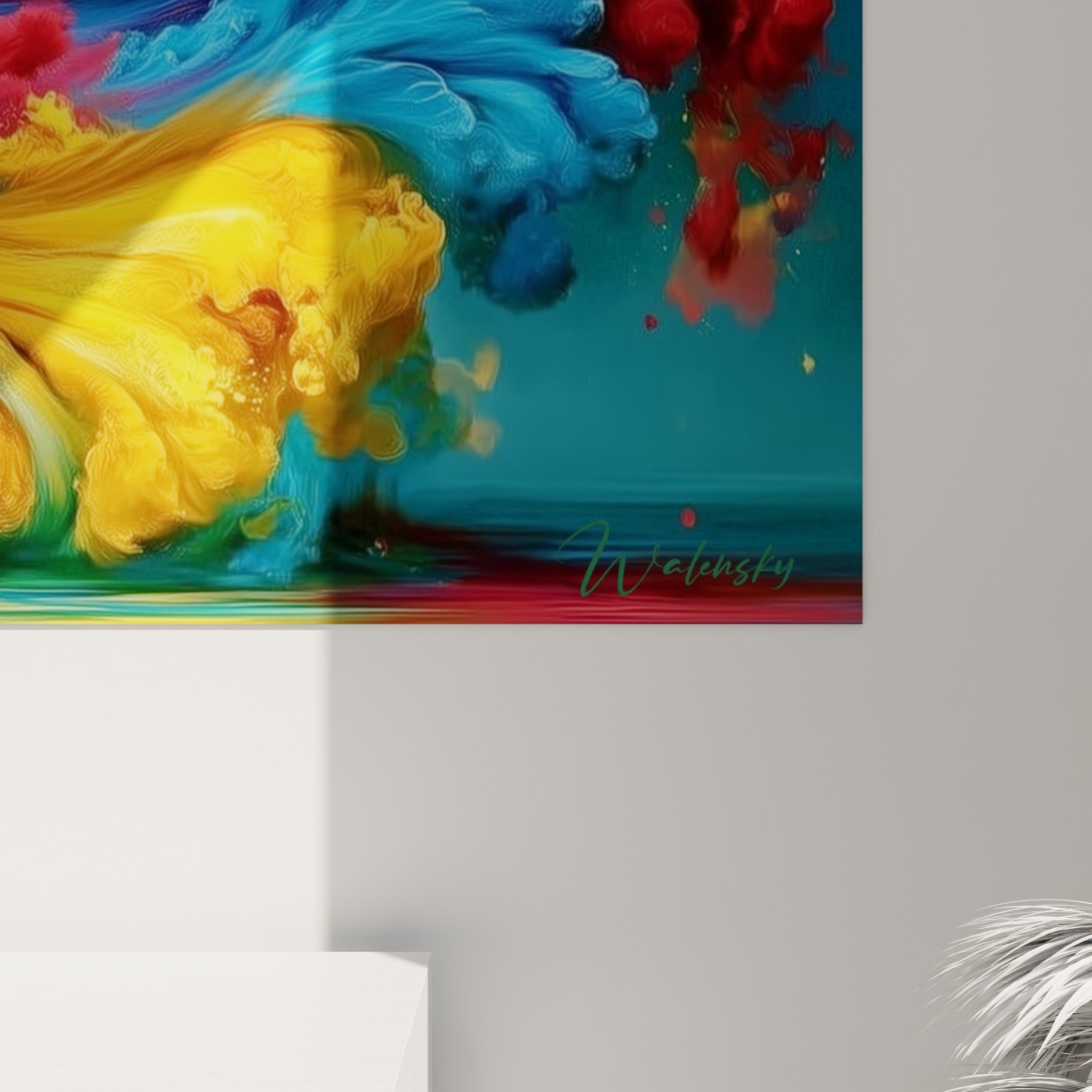 Empâtements colorés jaune et rouge se mêlant en volutes de fumée sur la toile de la danseuse abstraite