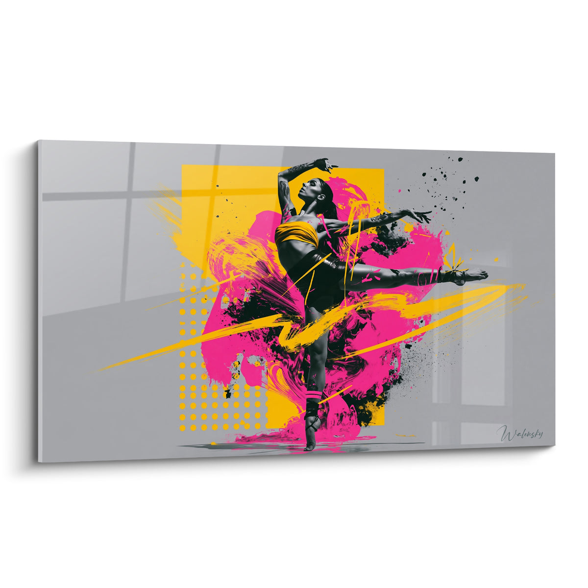Danseuse en arabesque, silhouette noire éclaboussée de rose fuchsia et jaune fluo sur fond gris
