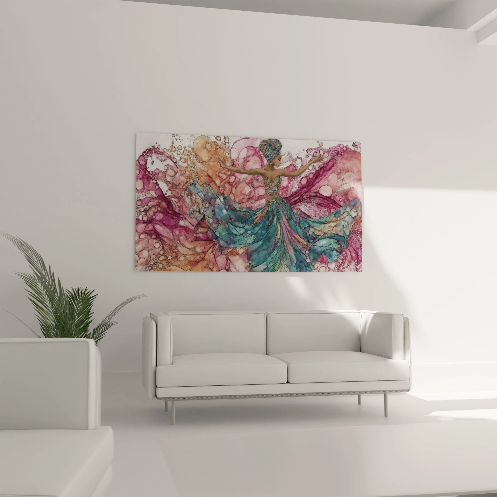 Tableau danseuse africaine coloré dans un salon moderne avec canapé blanc