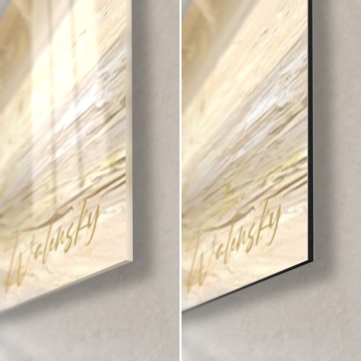 Schilderij danseres in ivoorkleurige en gouden sluiers, rechtsonder: glanzend acrylglas links, mat zwart Dibond rechts
