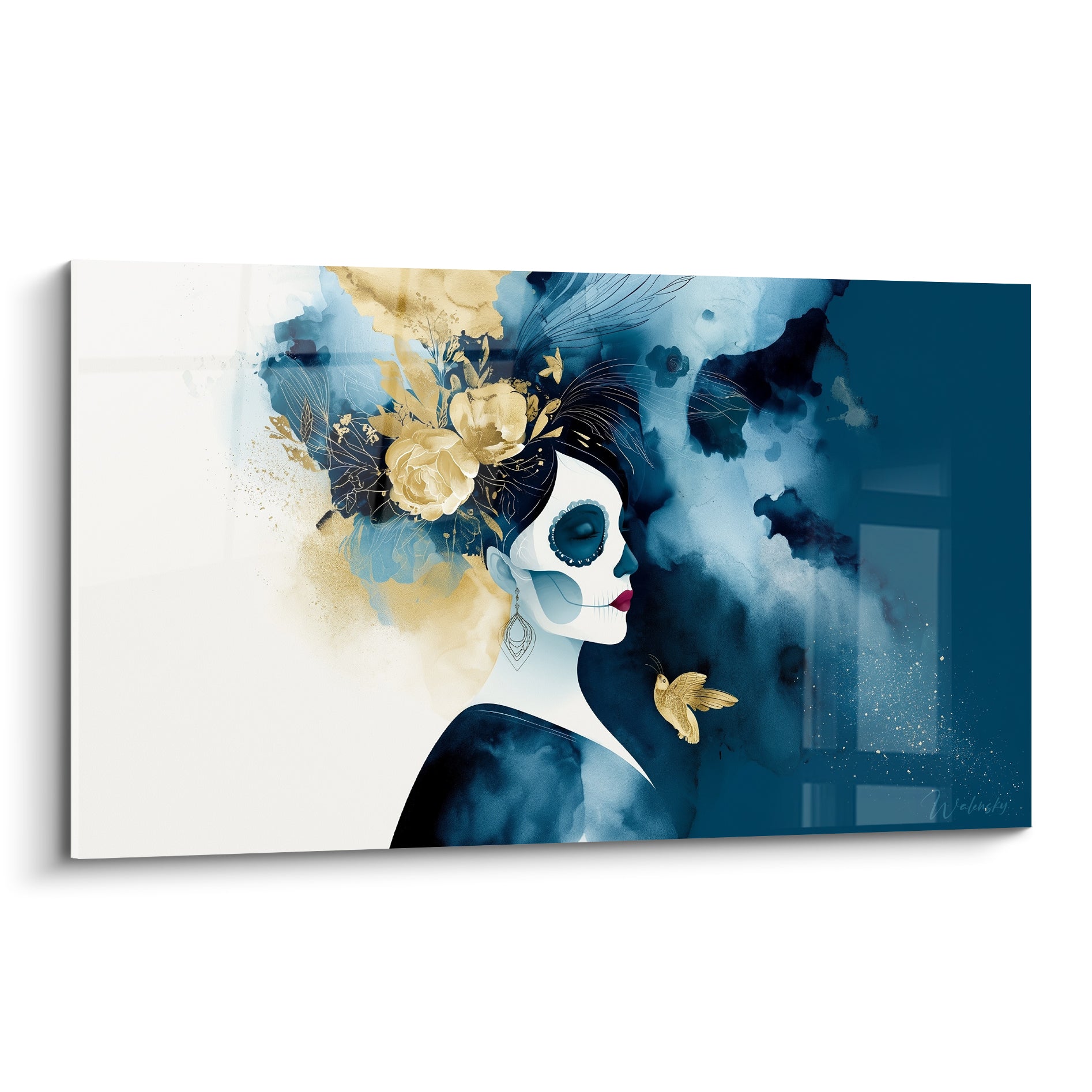 Catrina Dia de los Muertos en profil, visage blanc, fleurs dorées et fond bleu marine vaporeux