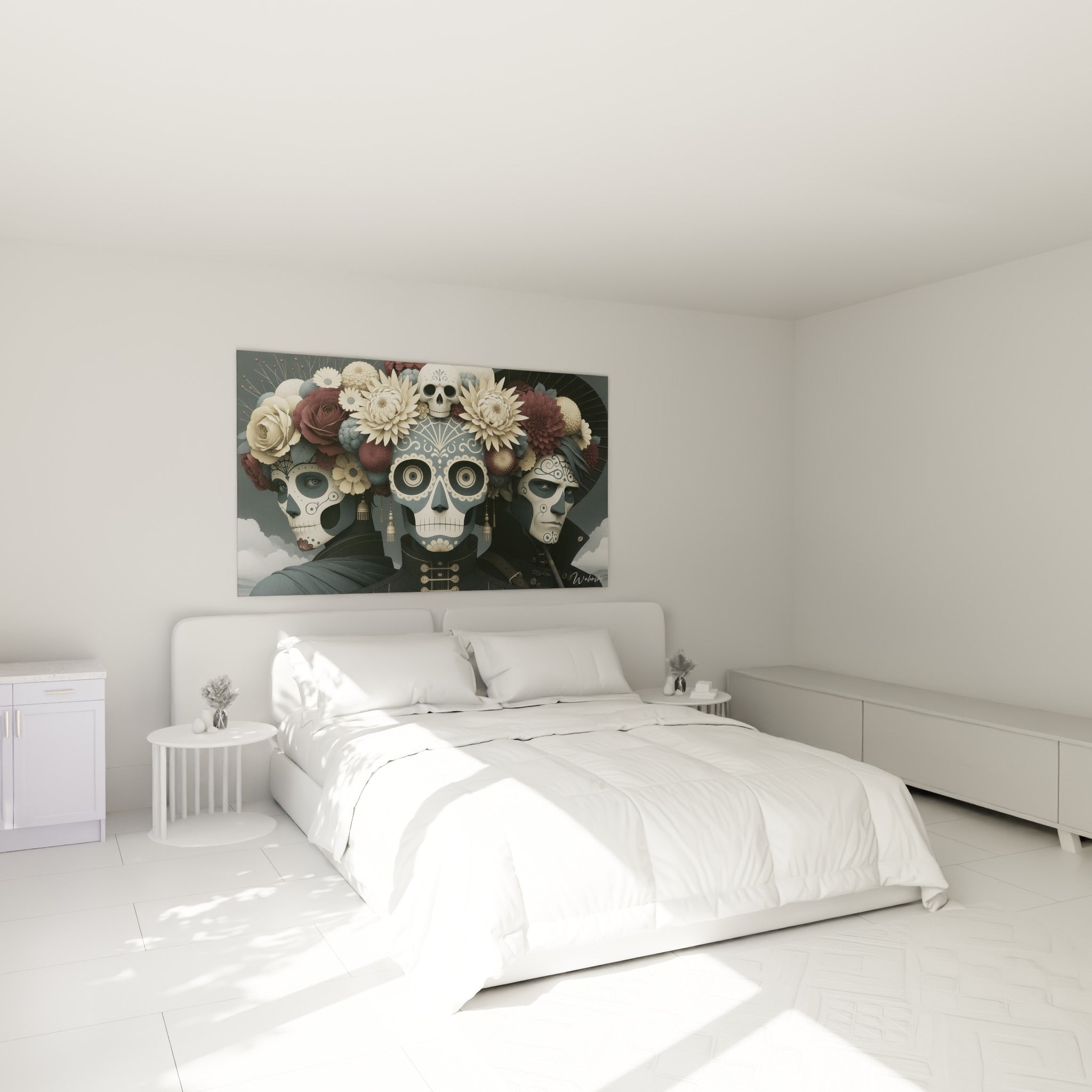 Crânes Dia de los Muertos ornés de fleurs ivoire et bourgogne au-dessus d'un lit dans une chambre claire