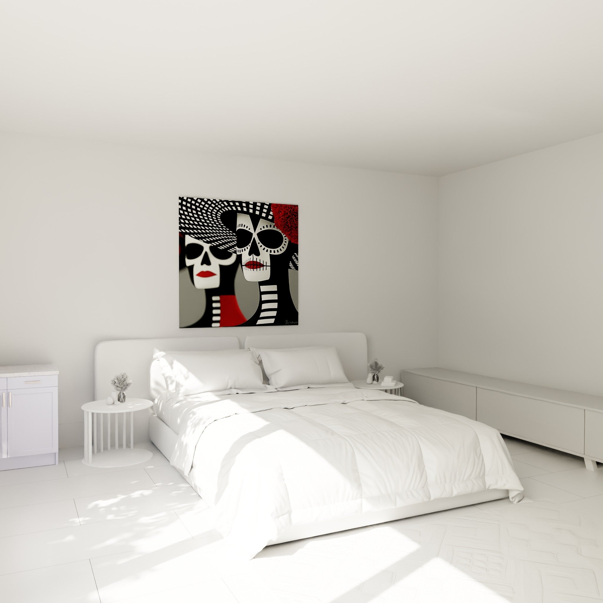Visages Dia de los Muertos blancs et rouges suspendus au-dessus d'un lit dans une chambre claire
