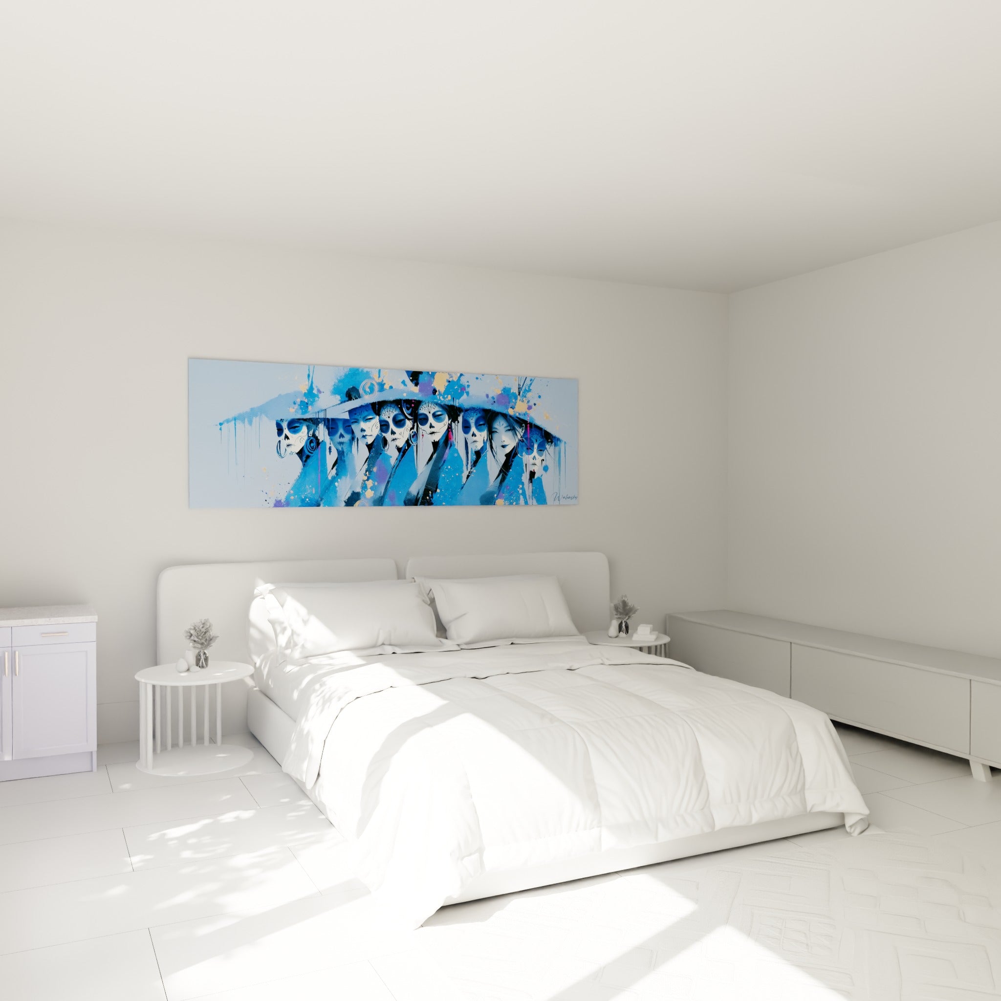 Portraits Dia de los Muertos en bleu profond et blanc, alignés au-dessus d'un lit dans une chambre claire