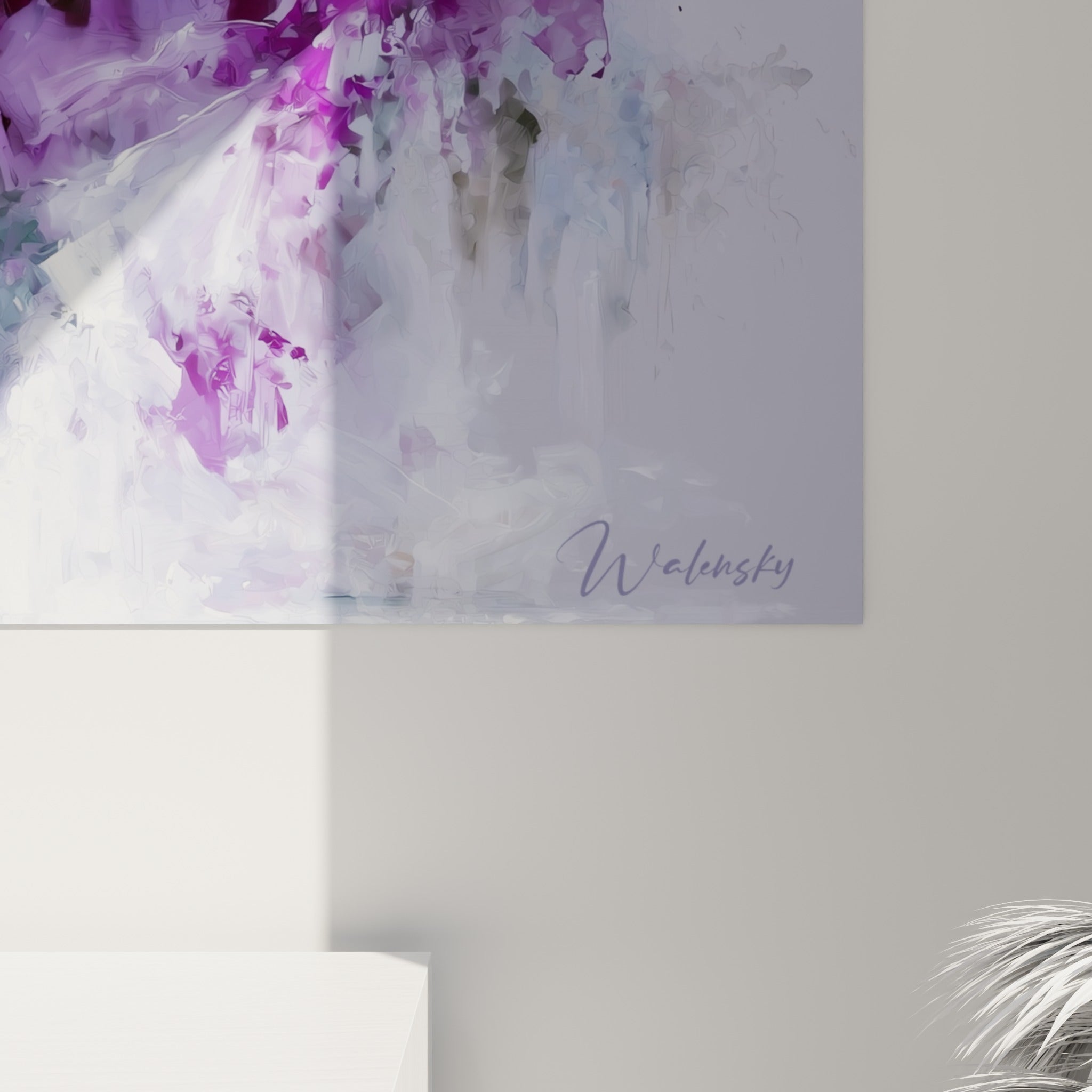 Empâtements orange et coulures violettes visibles de près sur cette toile Dia de los Muertos accrochée