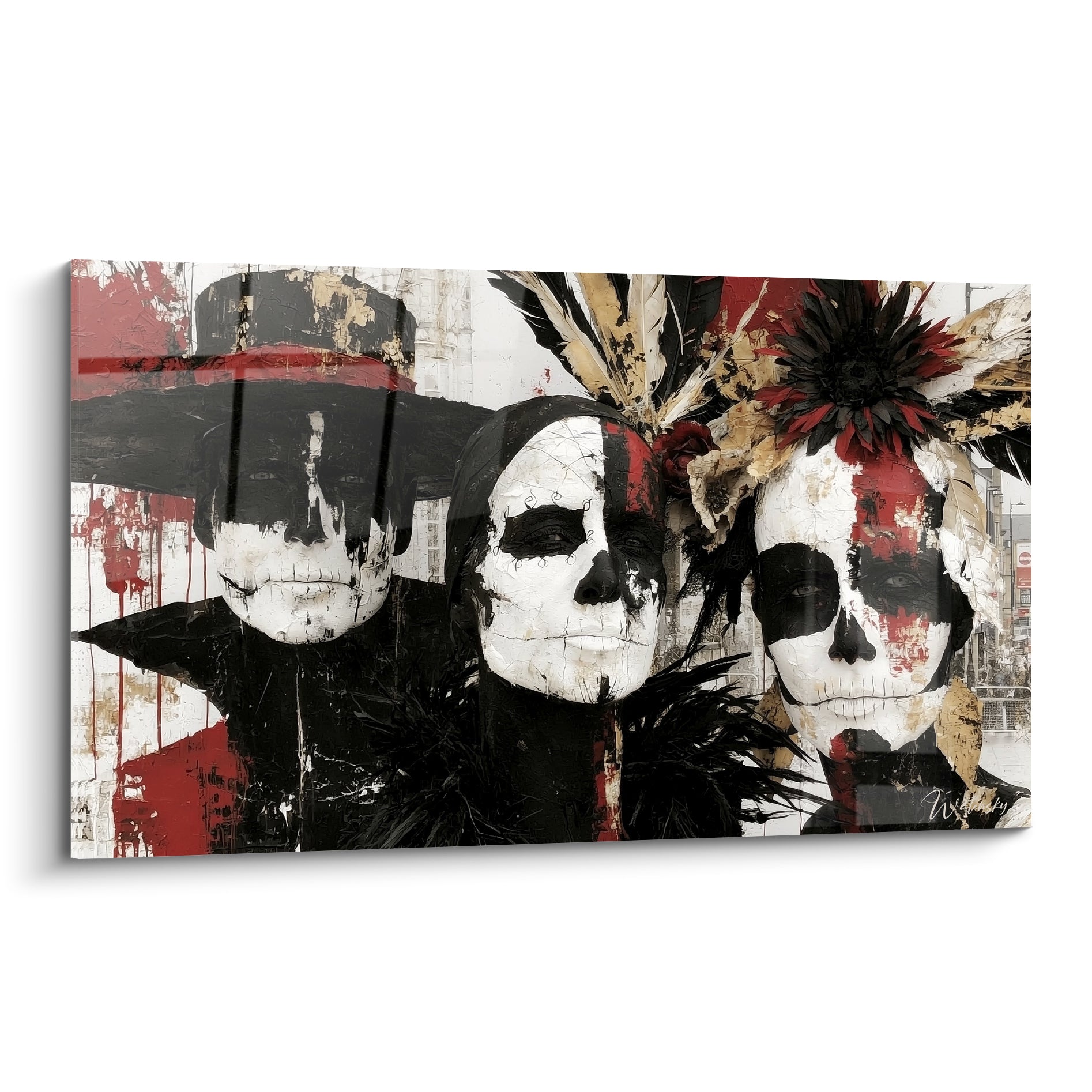 Trois visages peints en blanc craquelé et rouge terracotta, coiffés de plumes dorées, tableau Dia de los Muertos