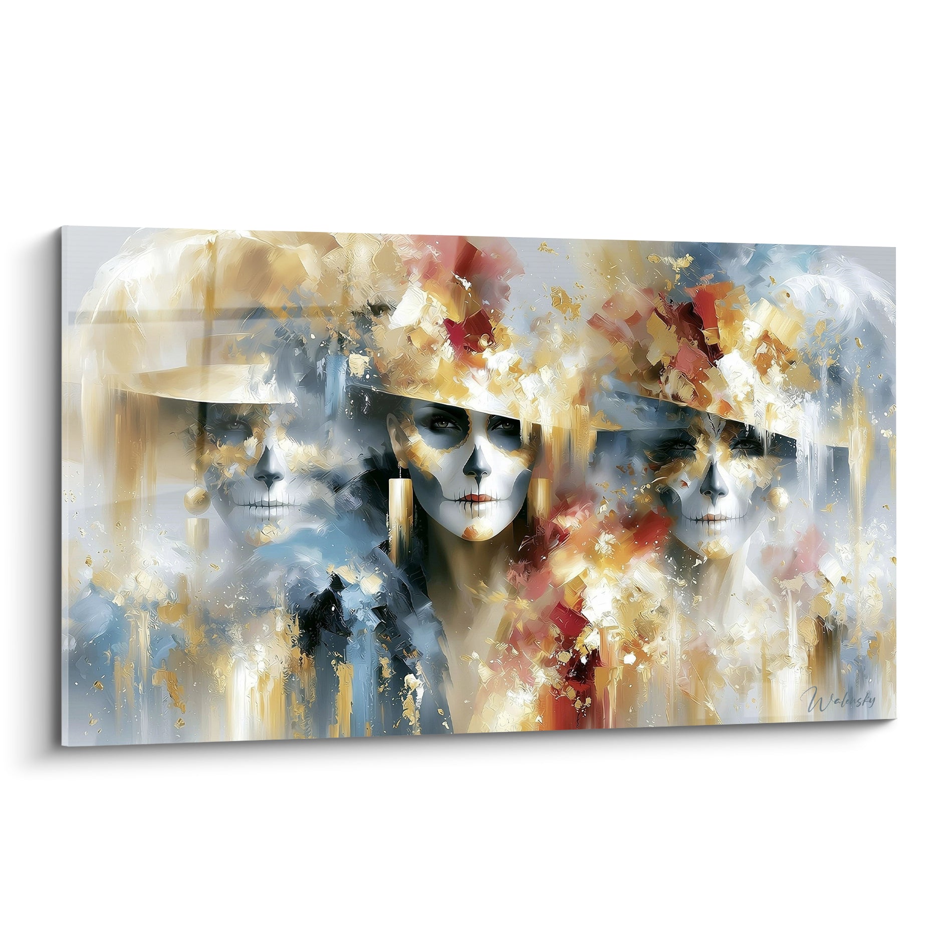 Visages Dia de los Muertos peints en doré et bleu marine, calaveras ornées de motifs floraux rouges