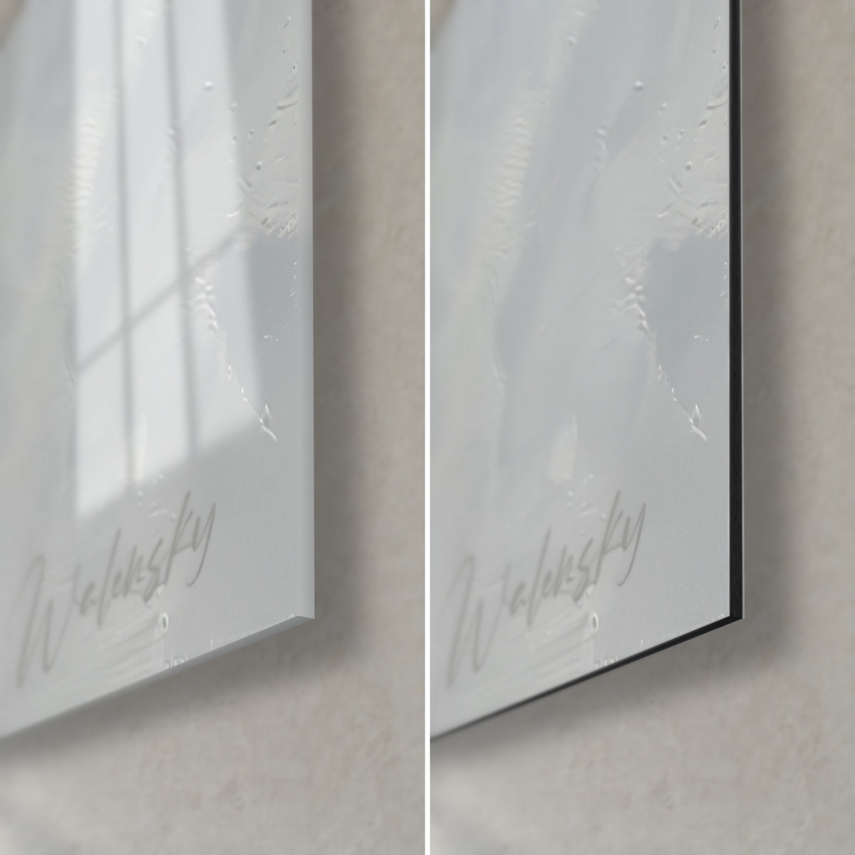 Tableau dogue blanc à la truffe noire, coin bas droit : verre acrylique brillant aux reflets, Dibond mat gris, tranche de 3 mm