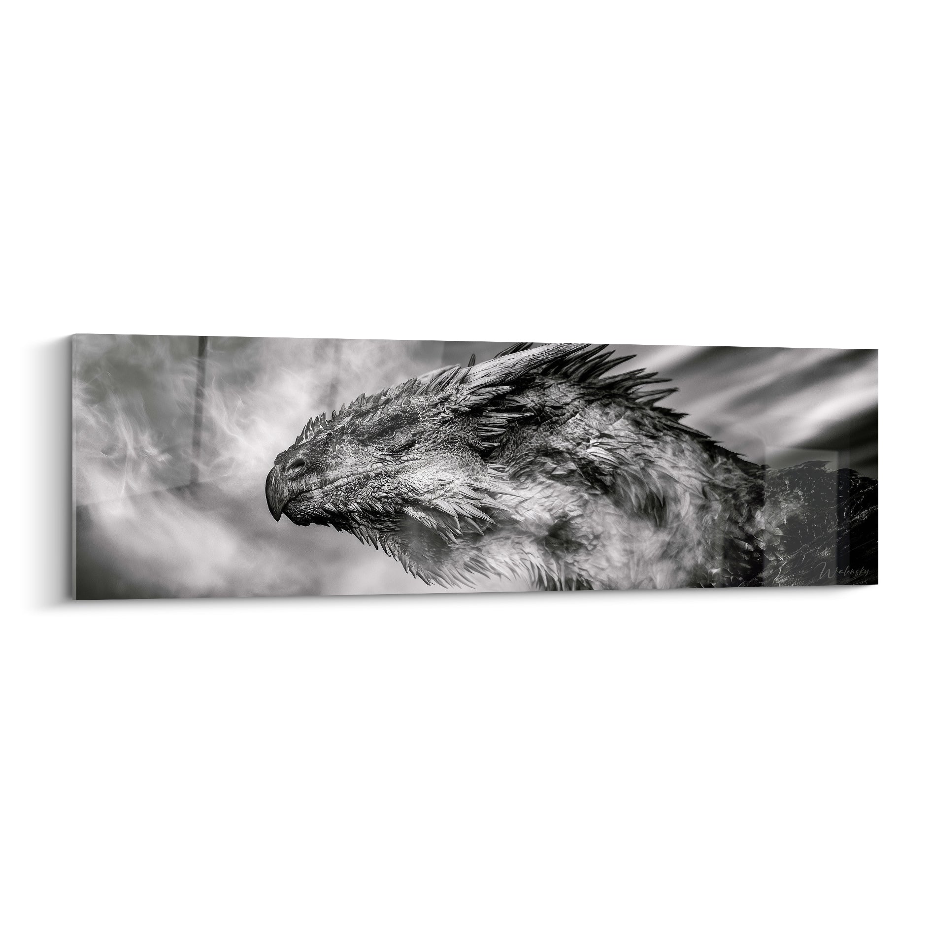 Dragon anthracite au profil écailleux émergeant d'une brume blanche vaporeuse et dense