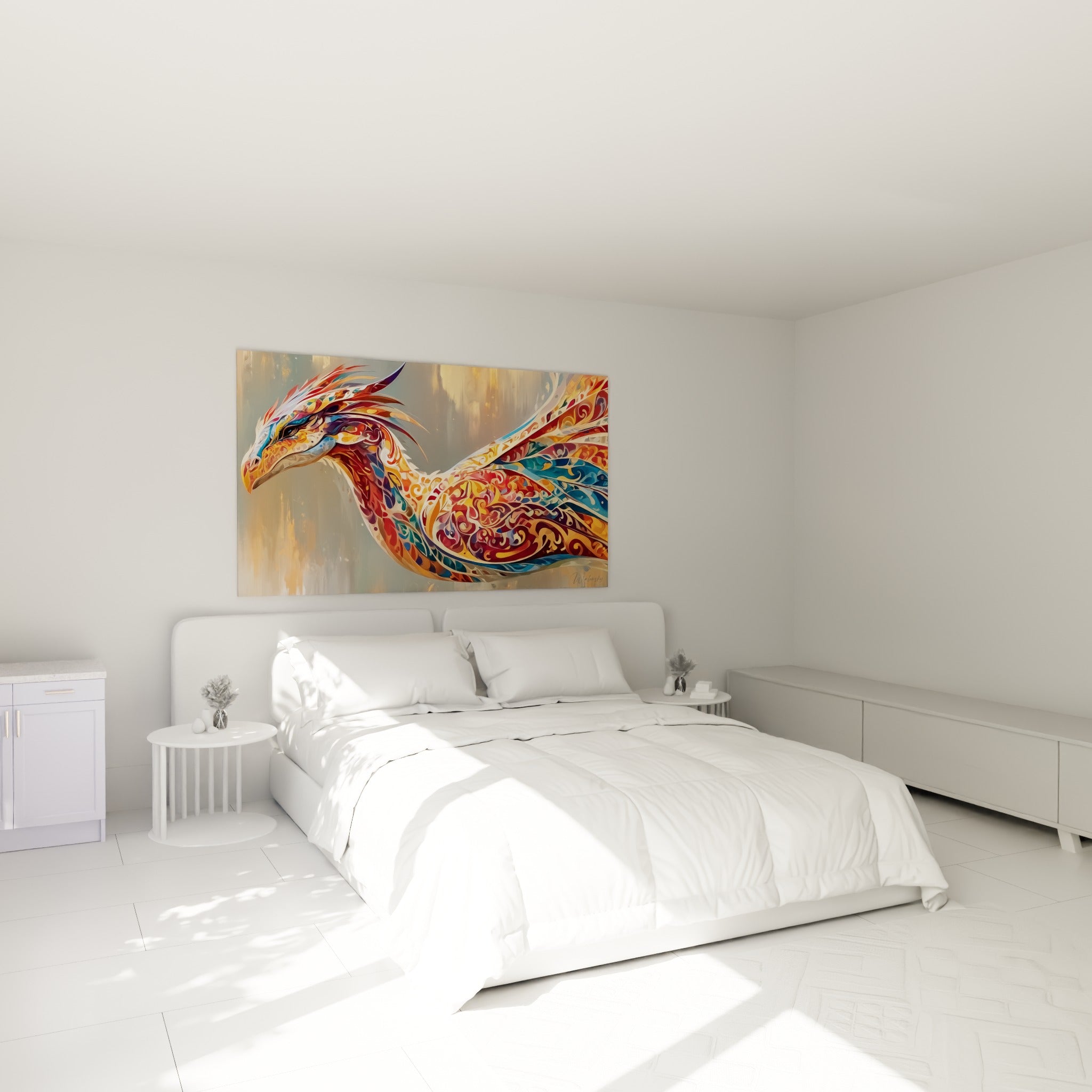 Créature mythique ocre et bleue aux entrelacs dorés, au-dessus d'un lit dans une chambre claire