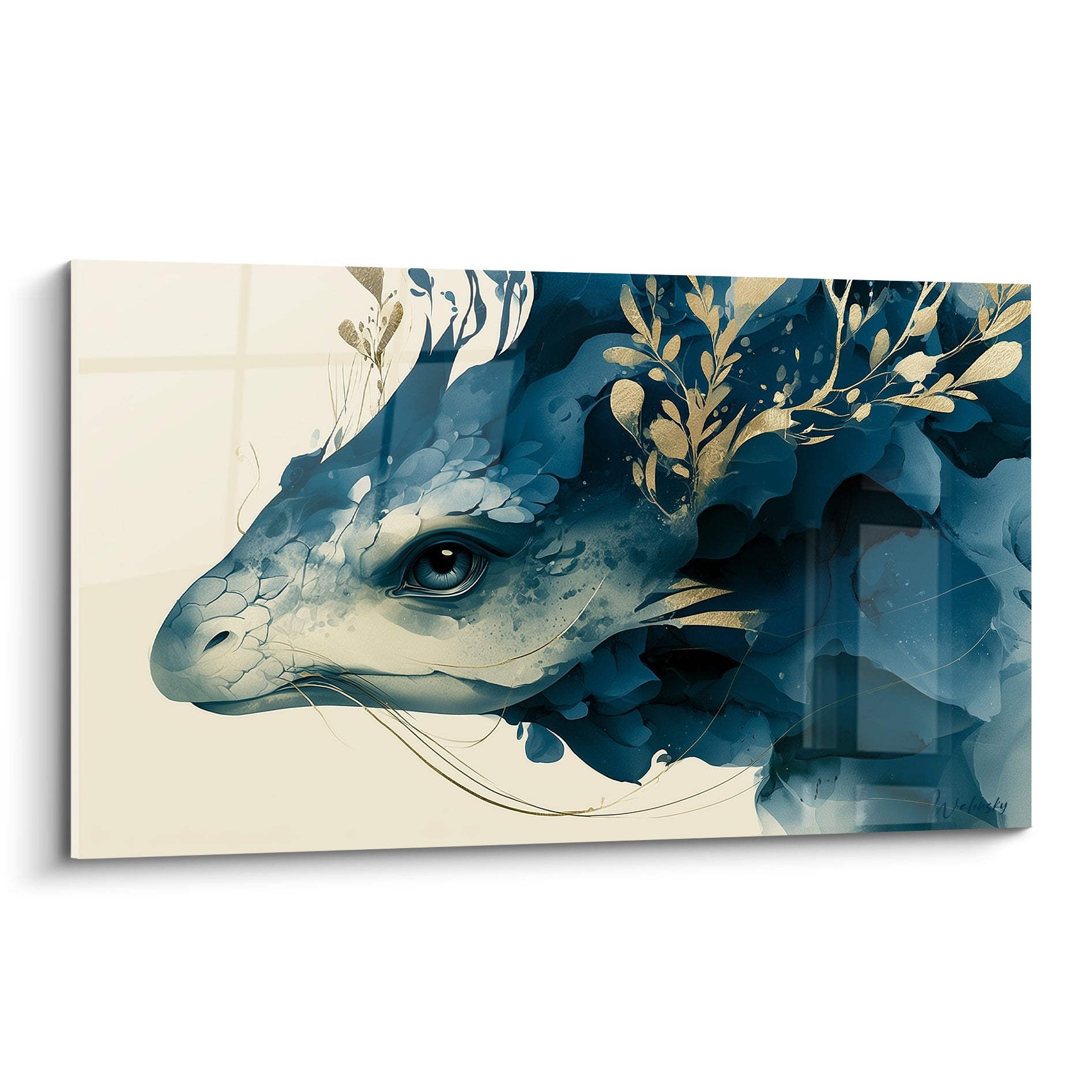 Dragon bleu marine de profil aux feuillages dorés sur fond ivoire, style aquarelle raffiné