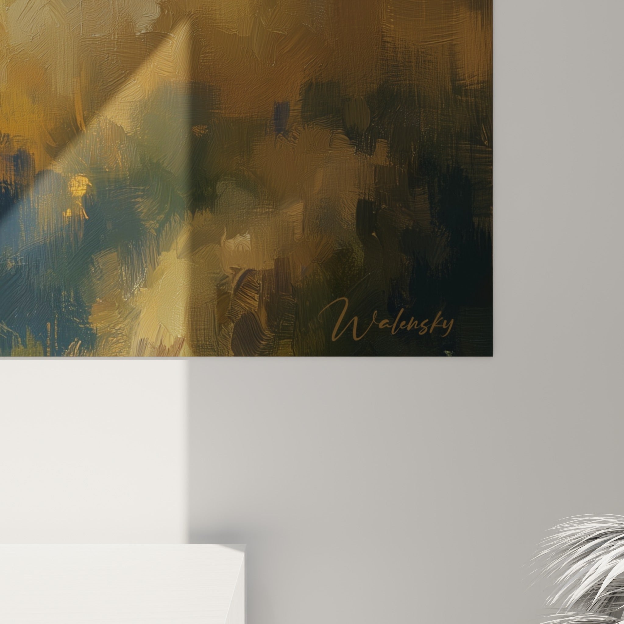 Matière picturale épaisse mêlant doré, ocre et bleu ardoise, coulures et empâtements sur la toile