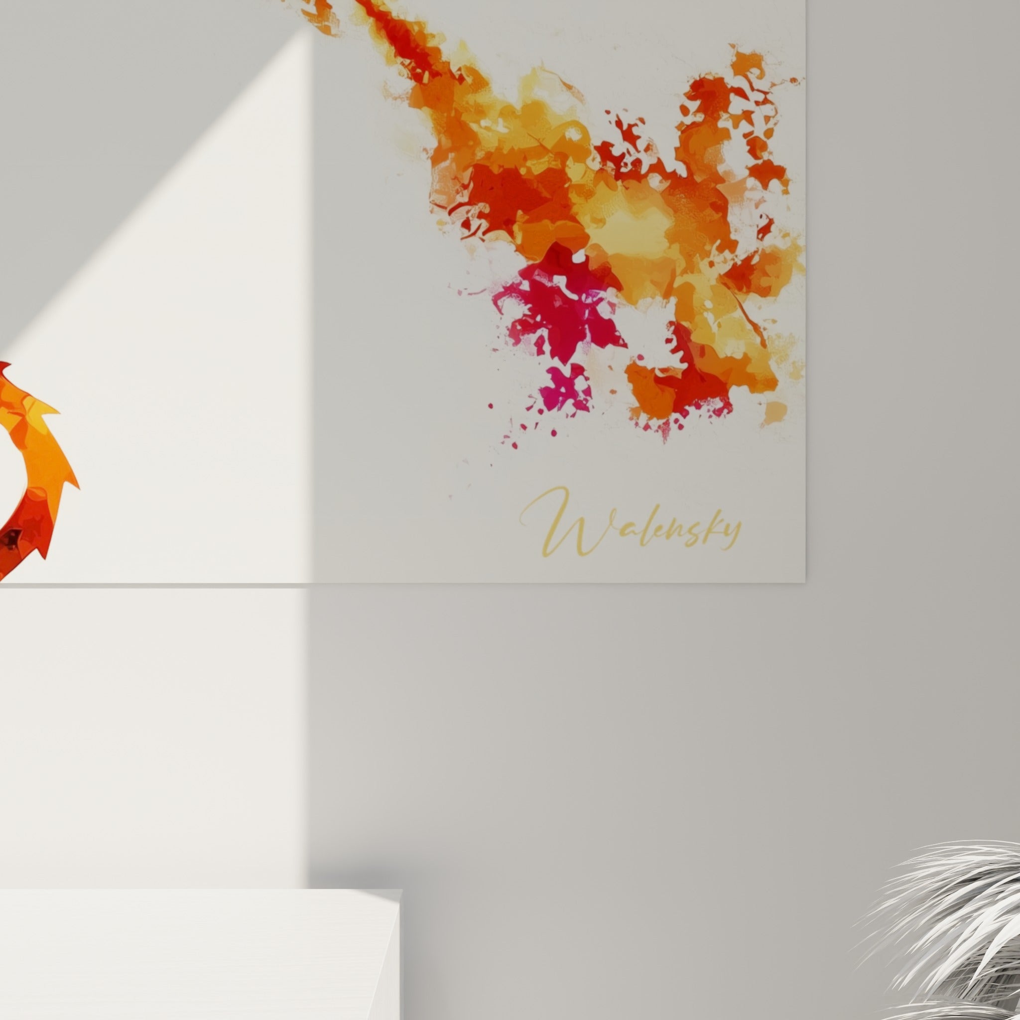 Écailles éclaboussées de turquoise, bleu et orange, grain aquarelle visible sur la toile accrochée