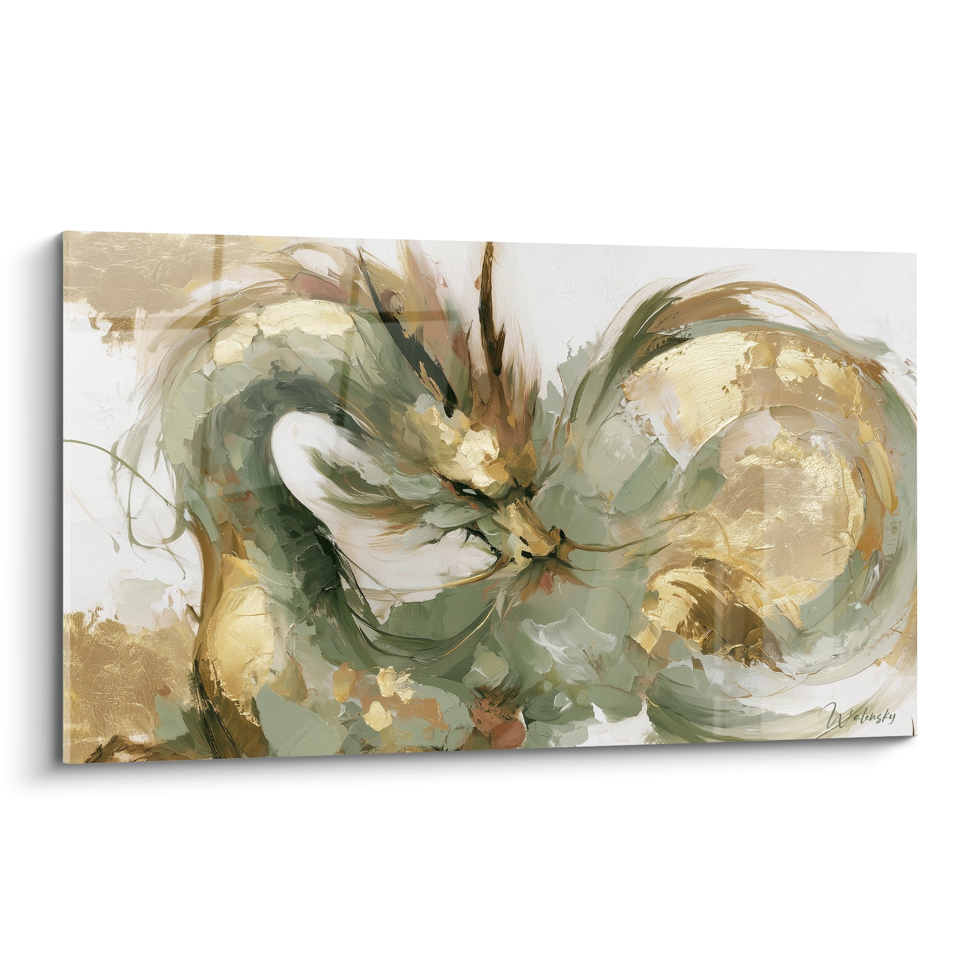 Dragon vert sauge enroulé sur lui-même, touches dorées et empâtements sur fond blanc cassé