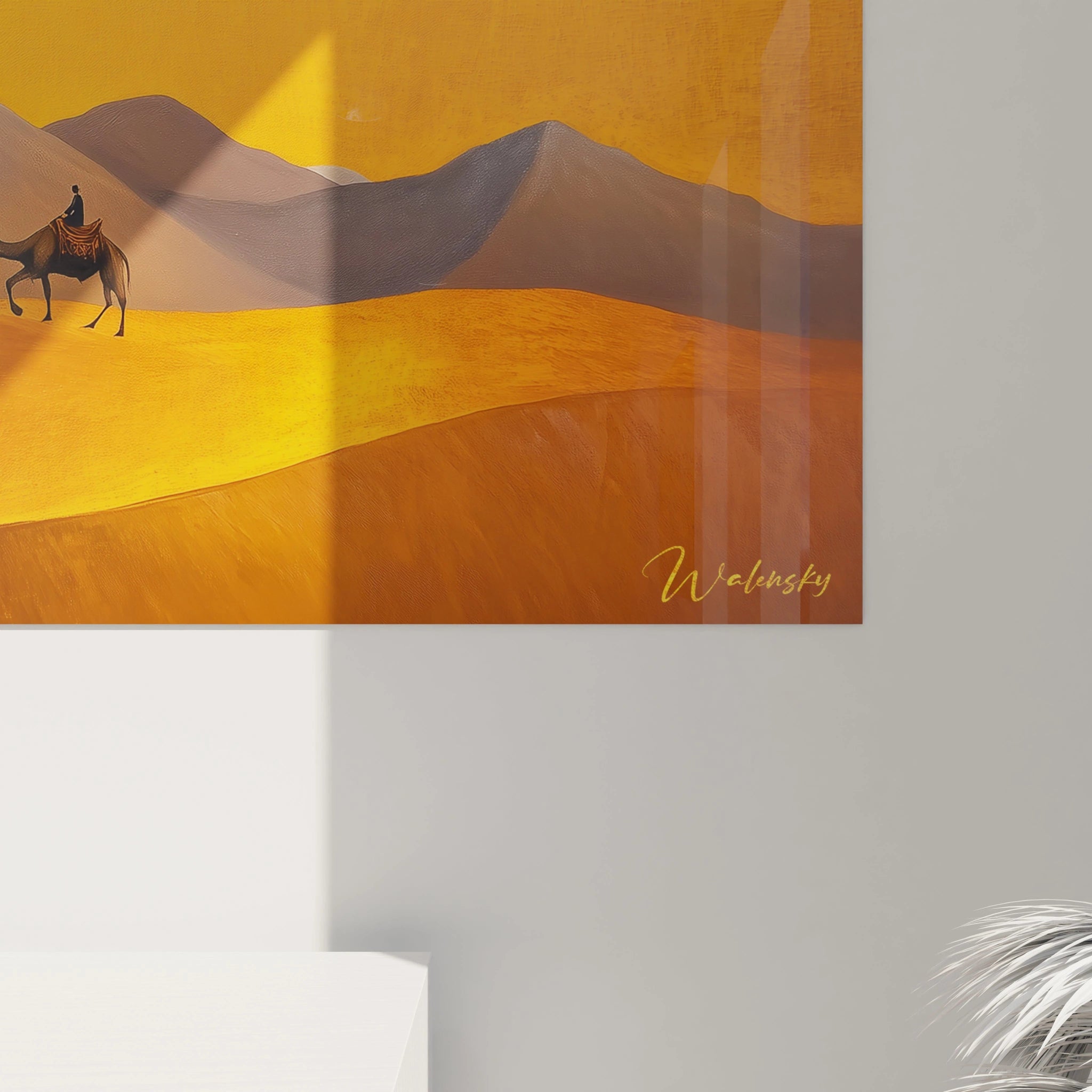 Tableau dromadaire sur fond de désert orange avec des montagnes à l'horizon par Walensky