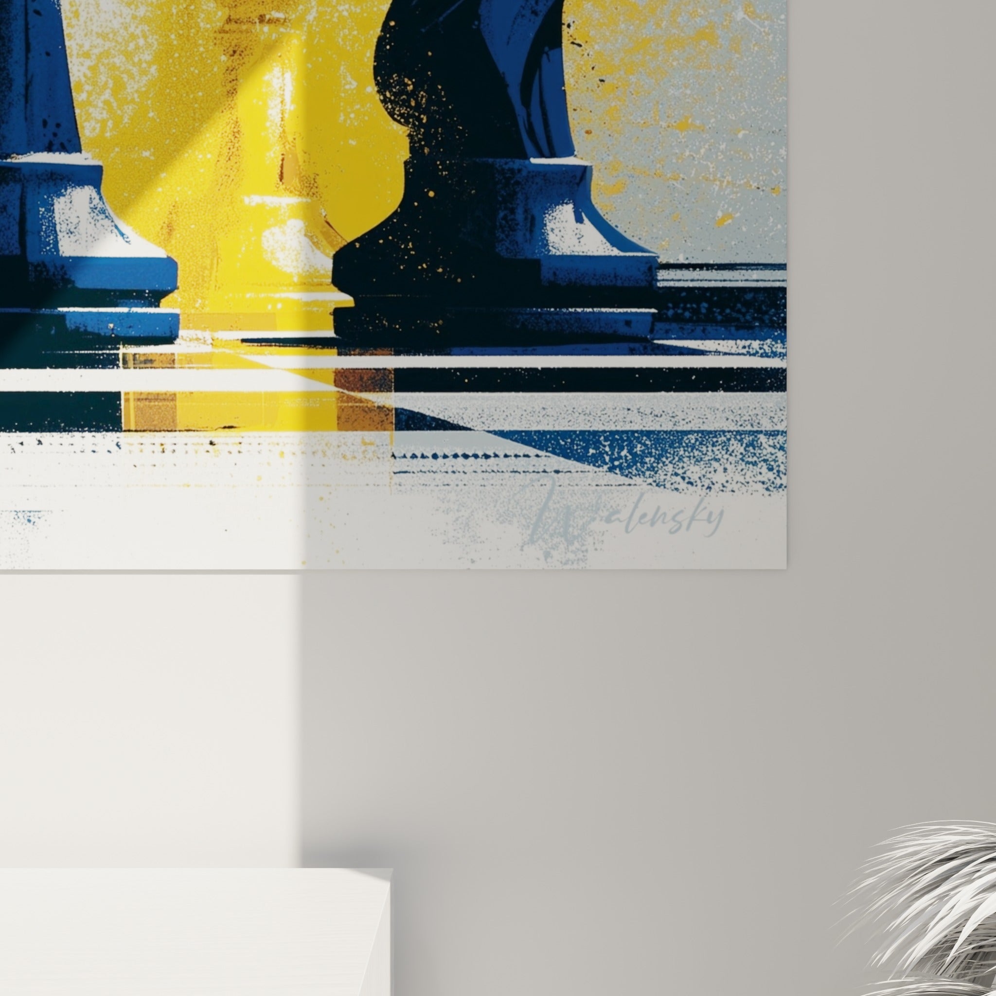 Empâtements bleu marine et éclaboussures jaune moutarde révélant la matière picturale de l'œuvre échecs