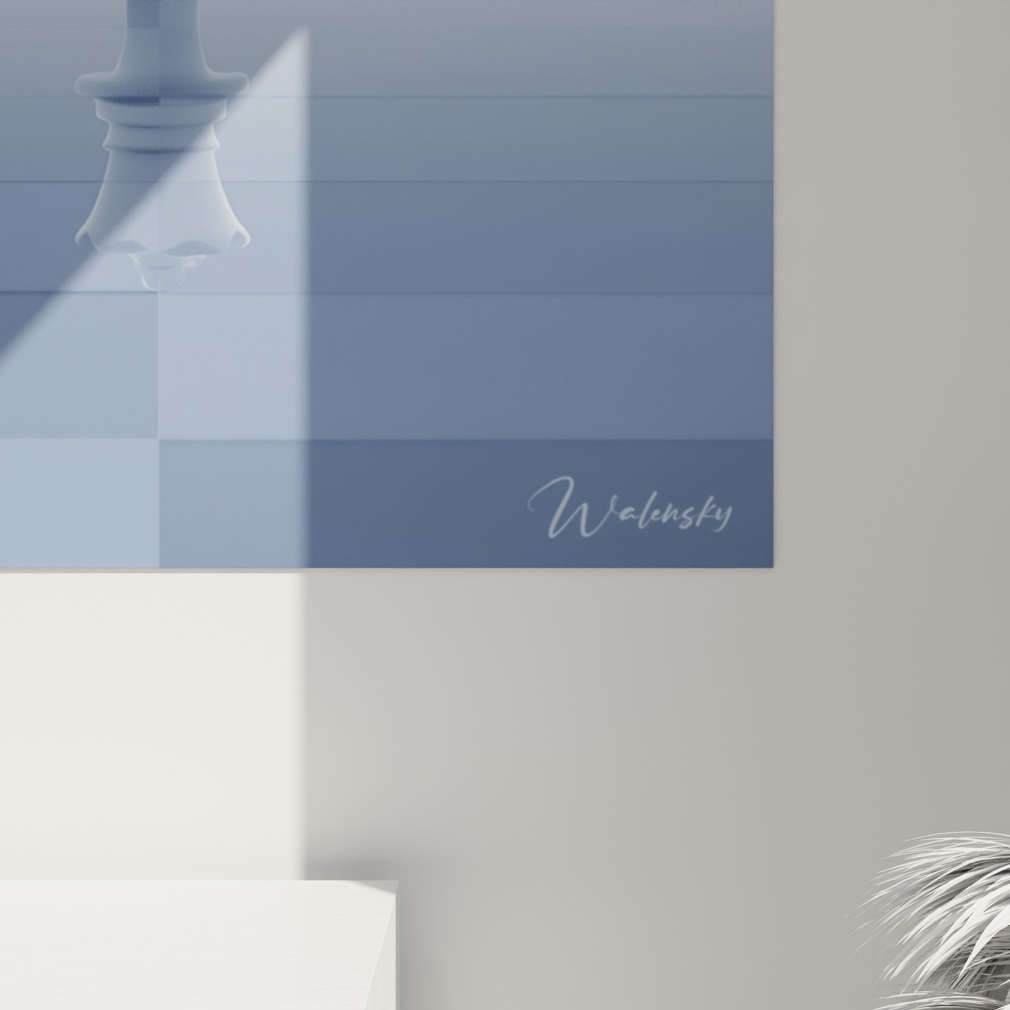 Empâtements subtils de bleu ardoise et blanc nacré, grain visible sur la matière de l'impression murale
