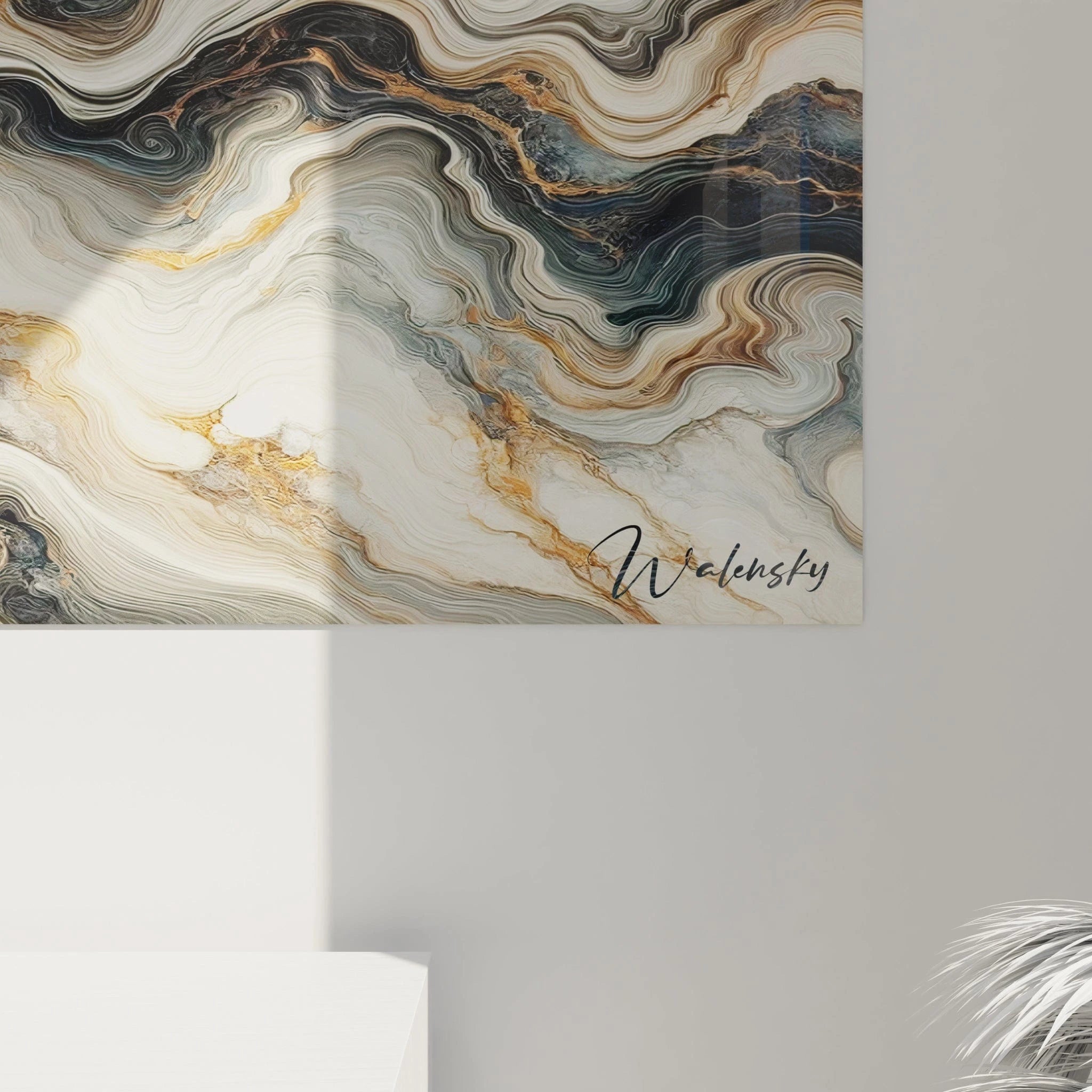 Tableau abstrait présentant des formations minérales stylisées en mouvement. Gamme de couleurs terrestres alliant blanc cassé, bleu-gris, noir charbon et brun doré. Texture stratifiée avec motifs ondulants et filaments métalliques traversant la composition. Structure fluide évoquant une coupe de pierre précieuse avec veines et nodules blancs intégrés dans des courants sinueux.