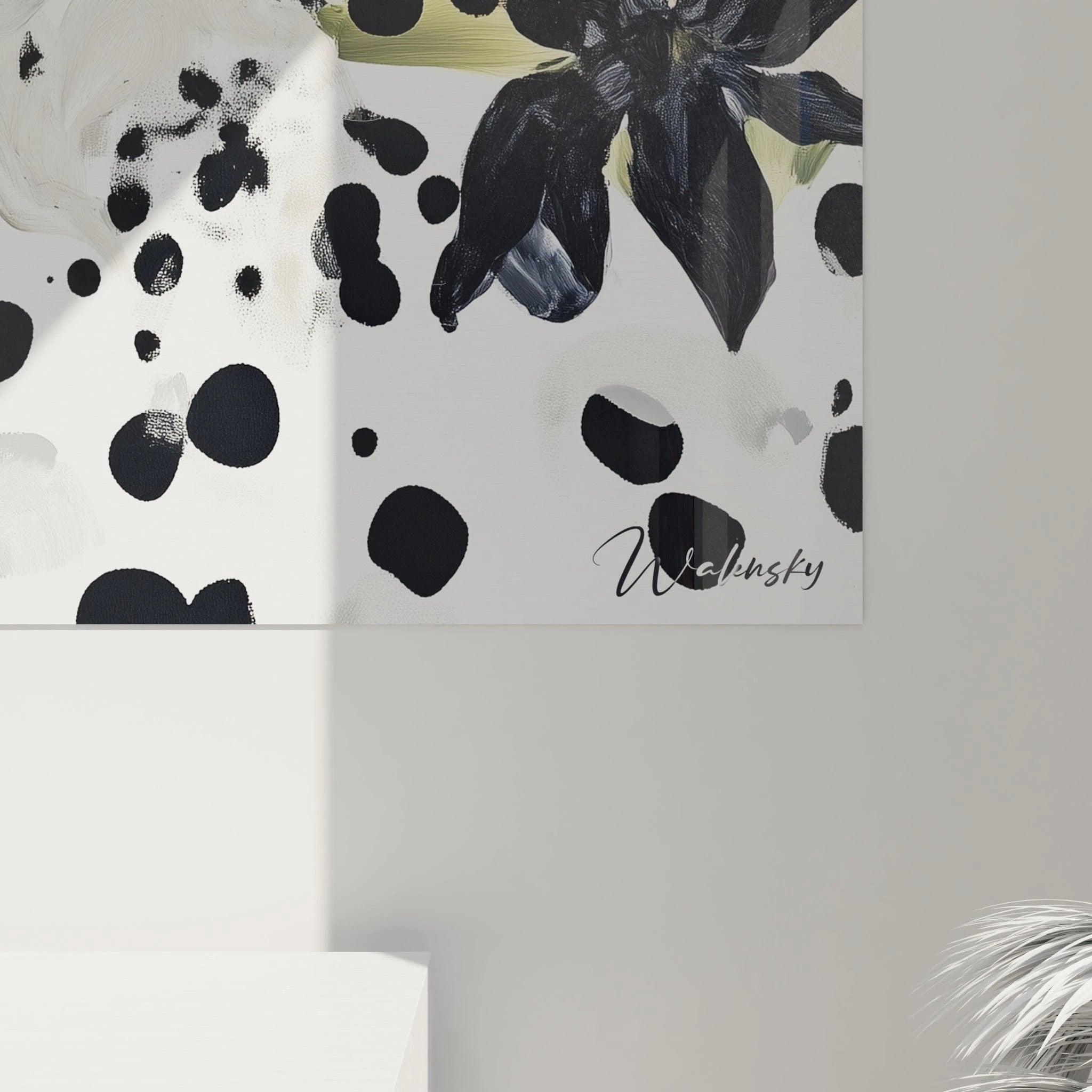 Tableau tacheté noir et blanc de Walensky avec motifs abstraits et fleurs stylisées