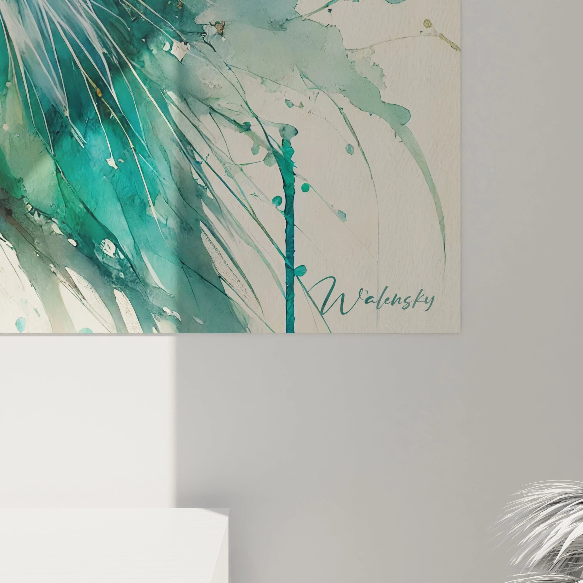 Vue de pres du tableau heron des coups de pinceau dynamiques et des teintes vives evoquent la fluidite du heron et l equilibre parfait entre nature et modernite