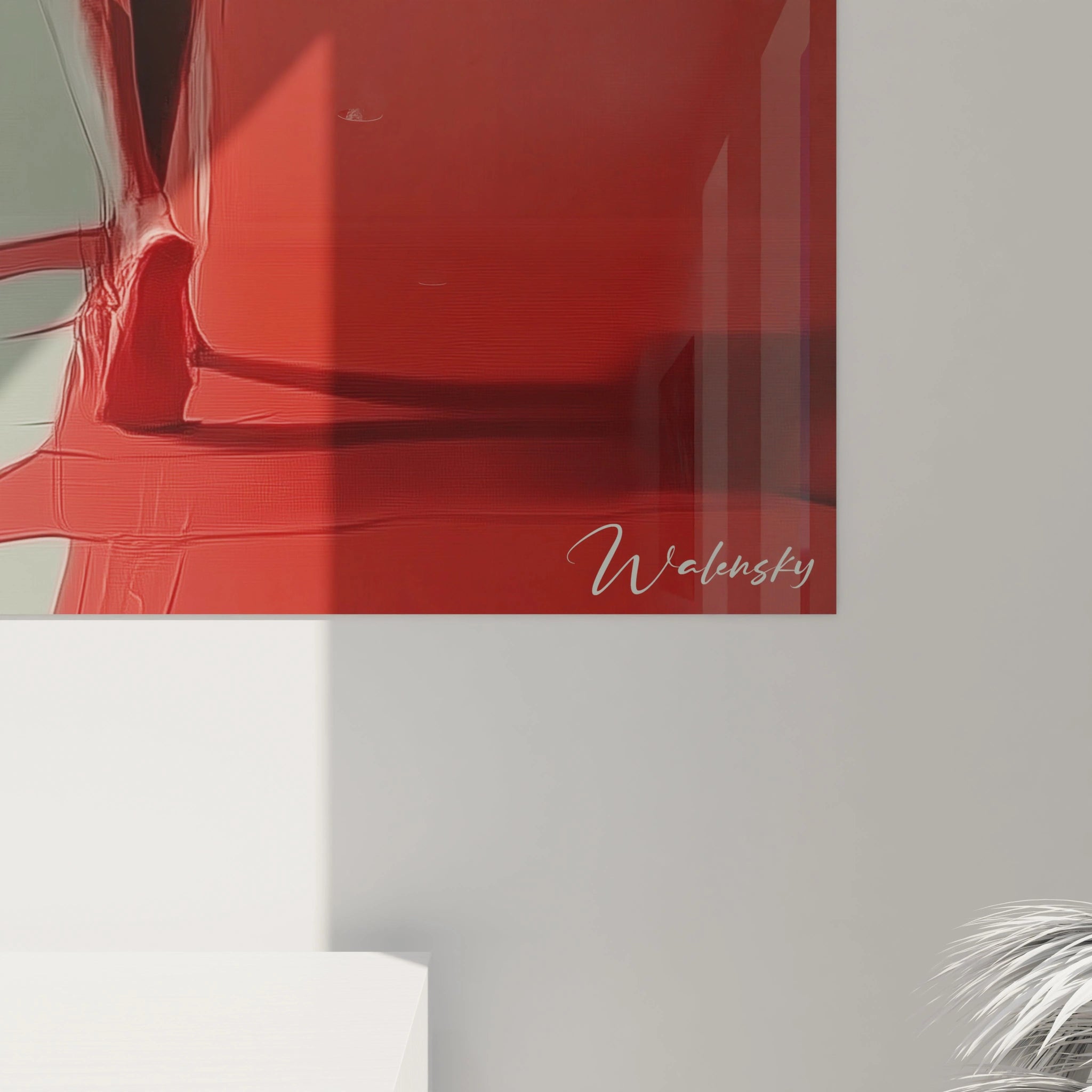 Une figure féminine représentée dans un tableau sensuelle abstrait, intégrant des teintes rouges vives et vertes subtiles, sur un fond texturé et fluide.