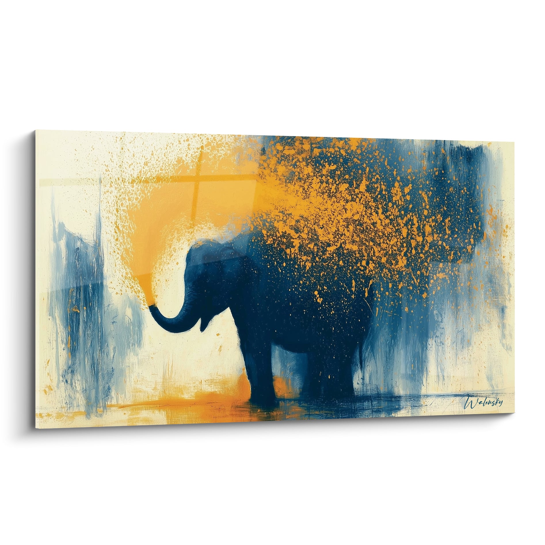 Éléphant bleu marine projetant une gerbe orange dorée sur fond ivoire texturé