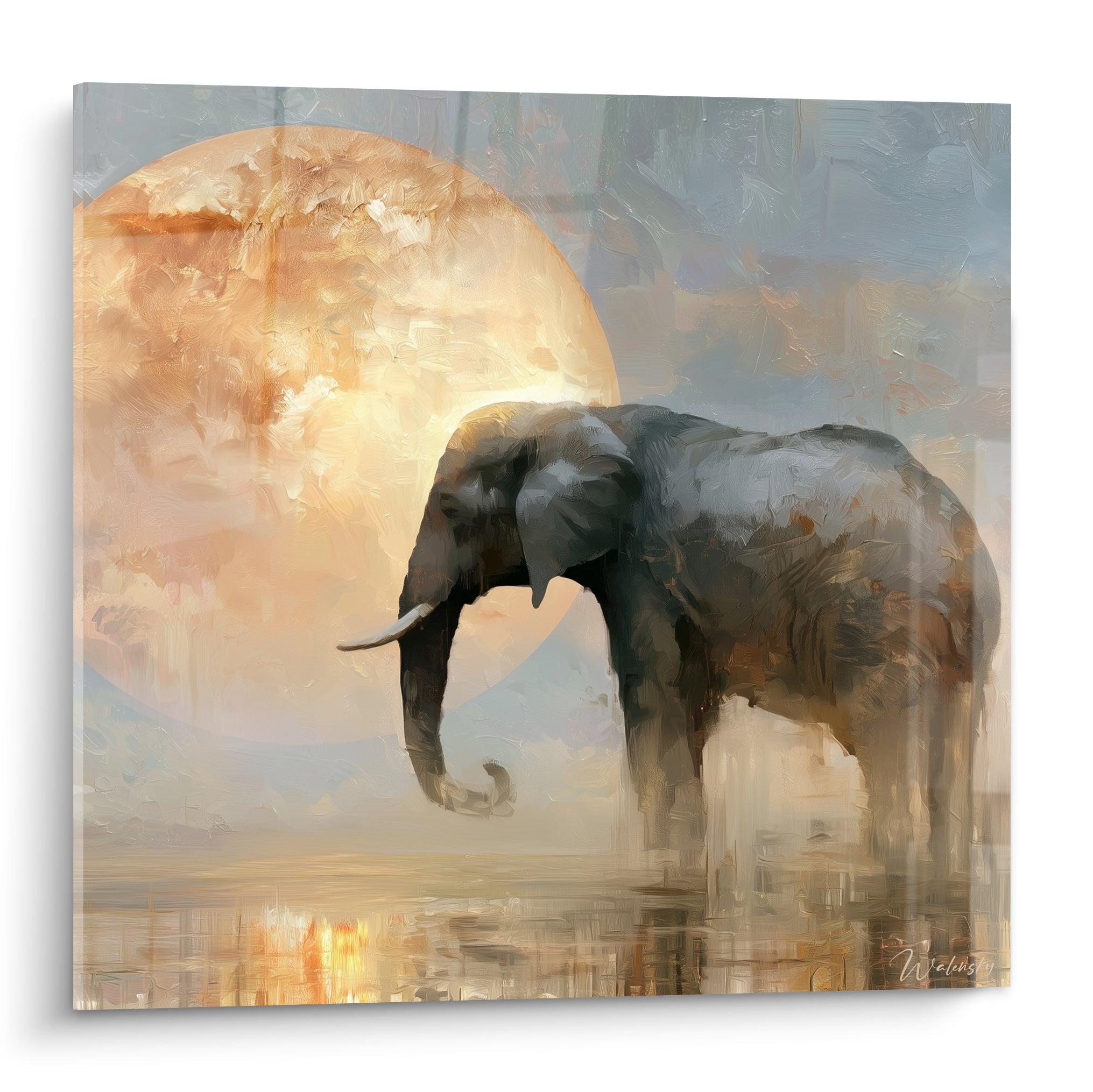 Éléphant gris anthracite face à une lune ocre géante, reflet doré sur l'eau calme
