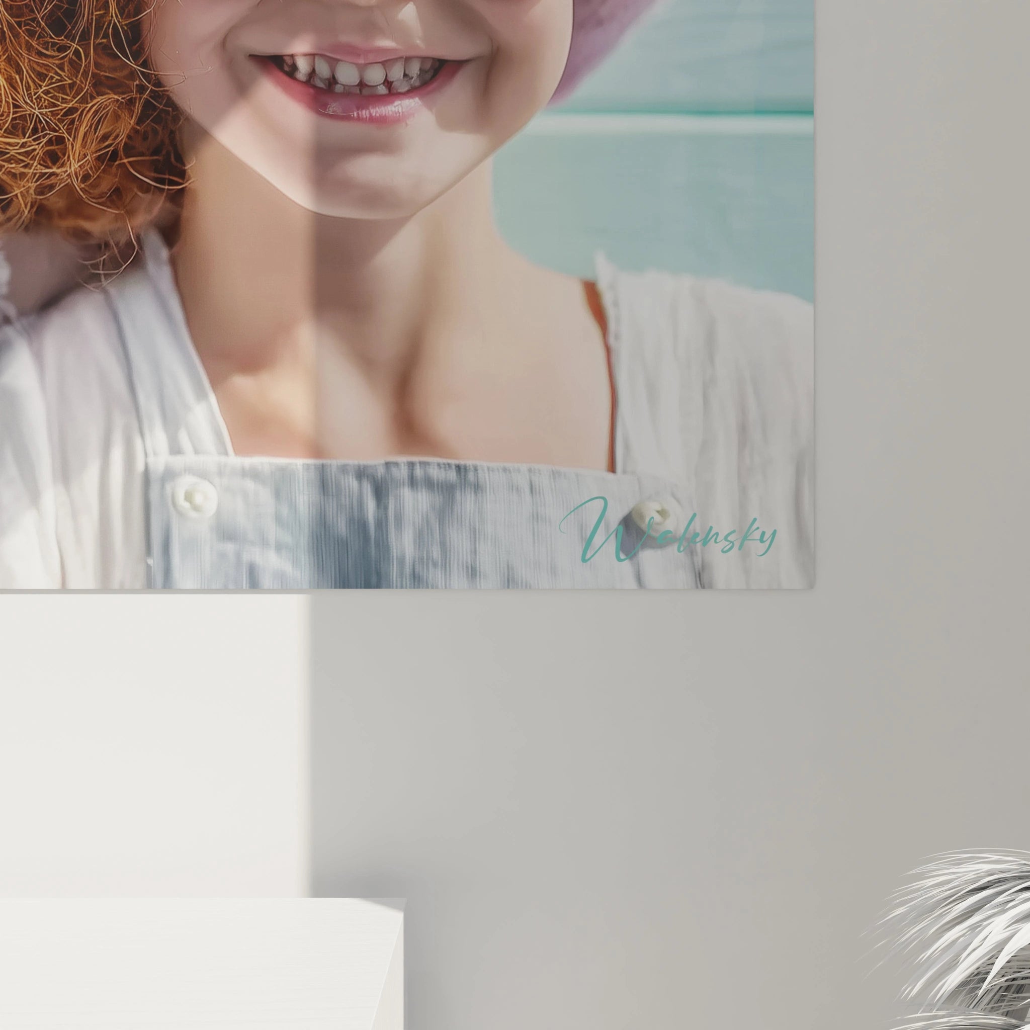 tableau mural enfants souriants Walensky gros plan sourire d un enfant aux cheveux roux fond pastel turquoise et signature