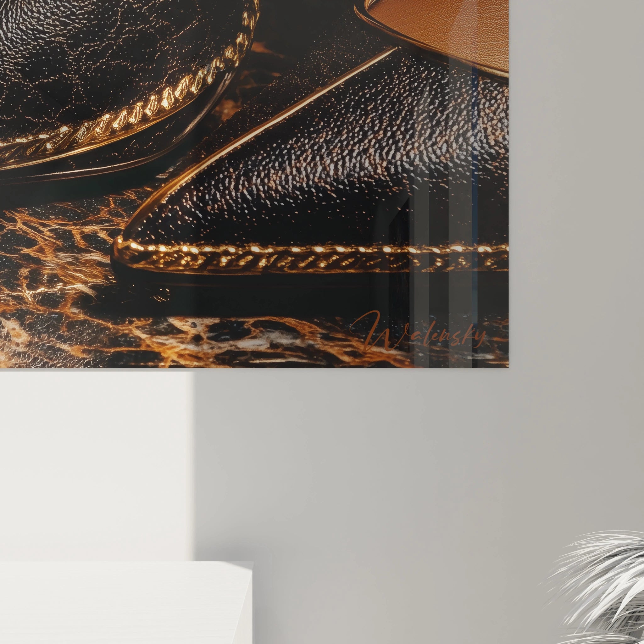 Tableau mural escarpins dorés sur fond élégant, design chic de Walensky