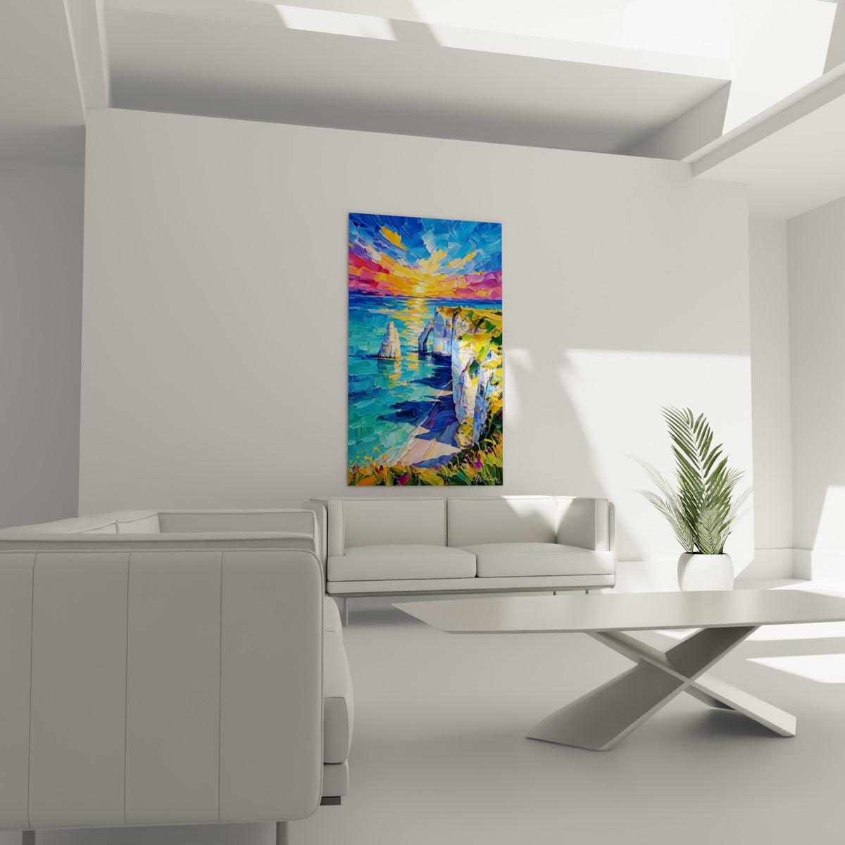 Coucher de soleil sur les falaises normandes en jaune et bleu marine, au-dessus d'un canapé dans un salon lumineux