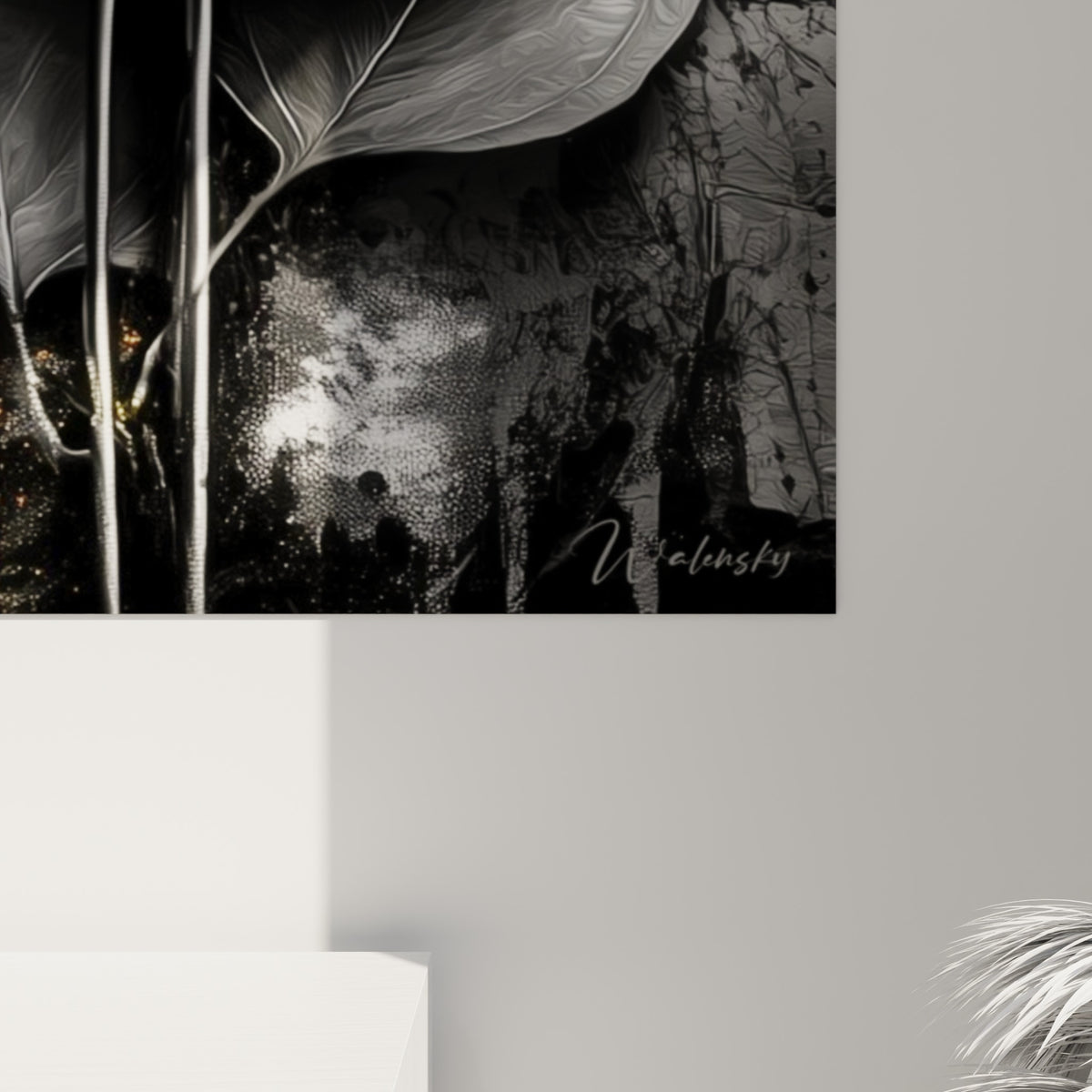 Détail des nervures dorées et noires de l'eucalyptus, matière granuleuse et coulures orange vif visibles