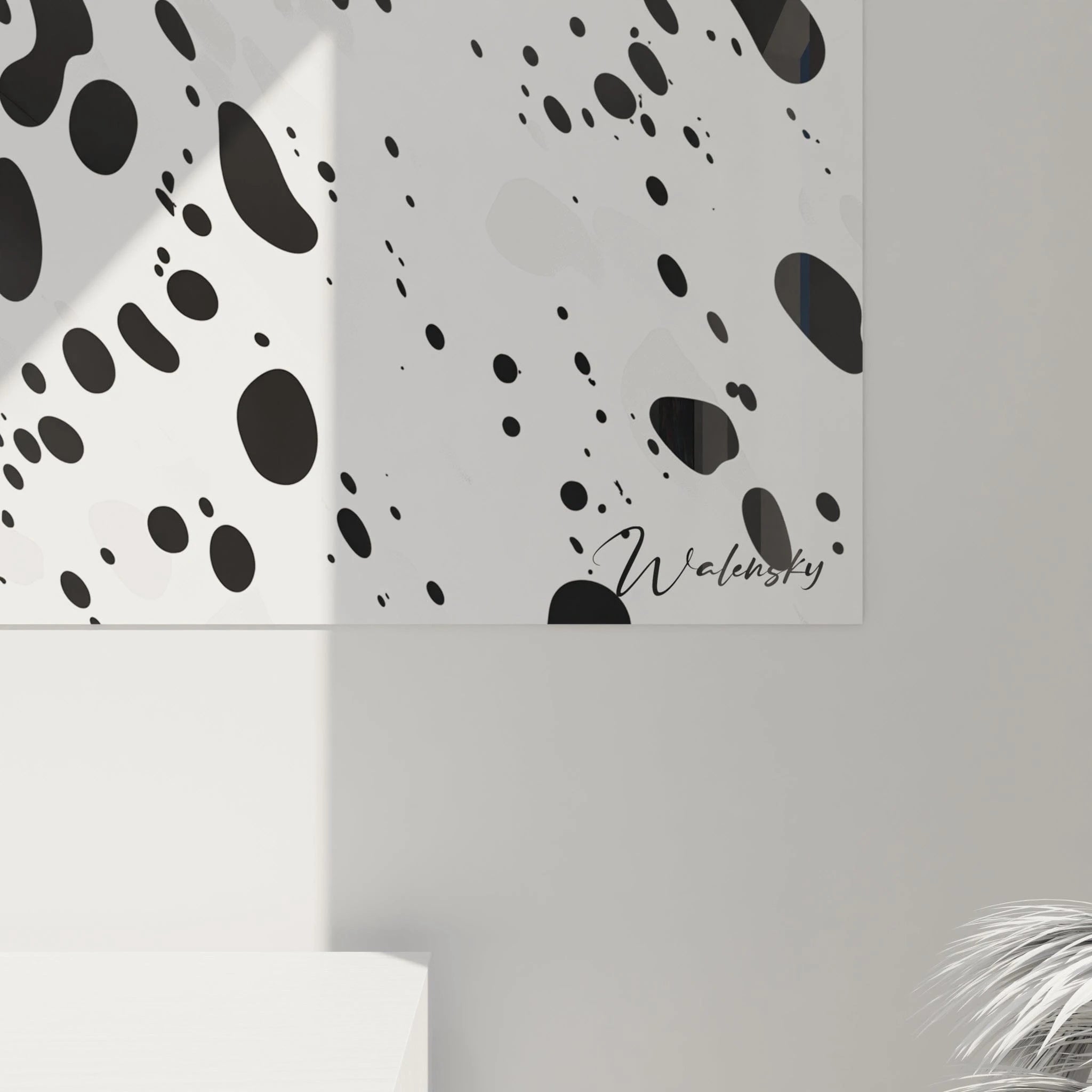 Tableau tacheté noir et blanc de Walensky, parfait pour une décoration moderne